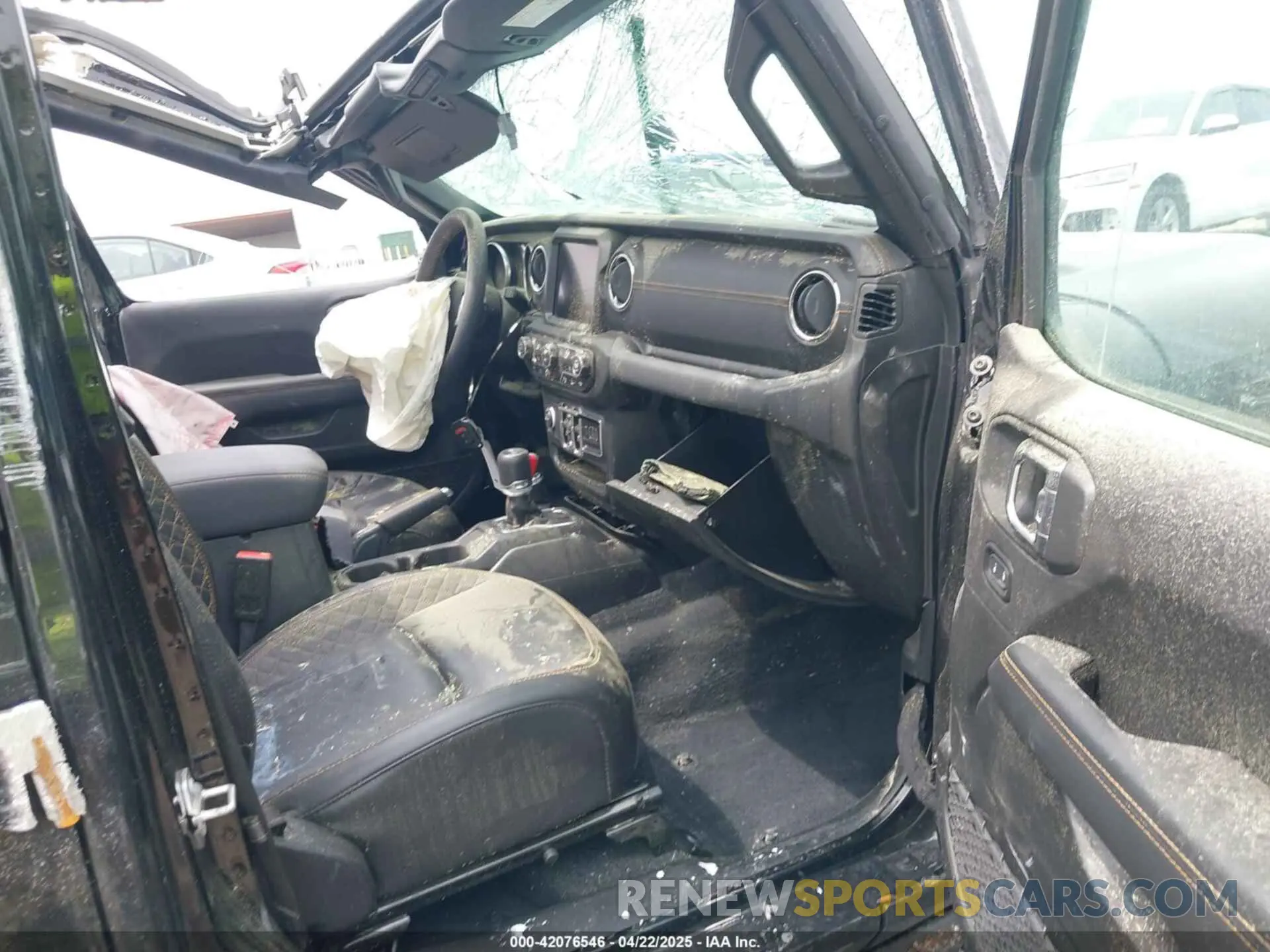 5 fotografías del automóvil dañado 1C4JJXP62PW629335 JEEP WRANGLER 4XE 2023
