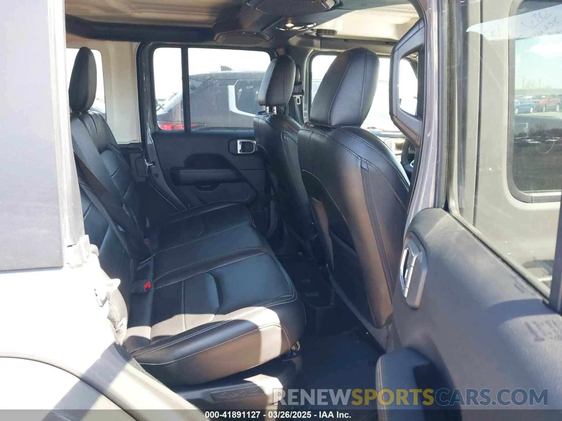 8 fotografías del automóvil dañado 1C4JJXP62PW696002 JEEP WRANGLER 4XE 2023