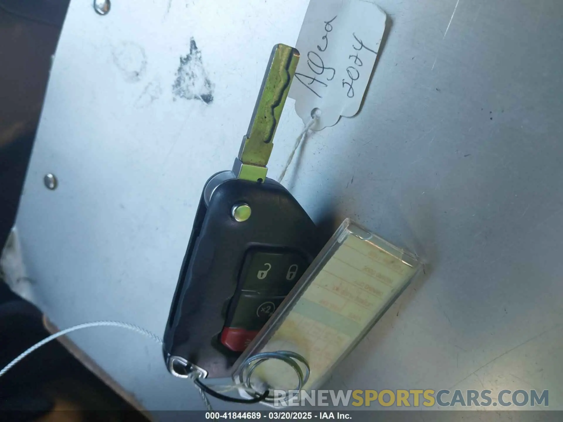 11 fotografías del automóvil dañado 1C4JJXP66PW627264 JEEP WRANGLER 4XE 2023