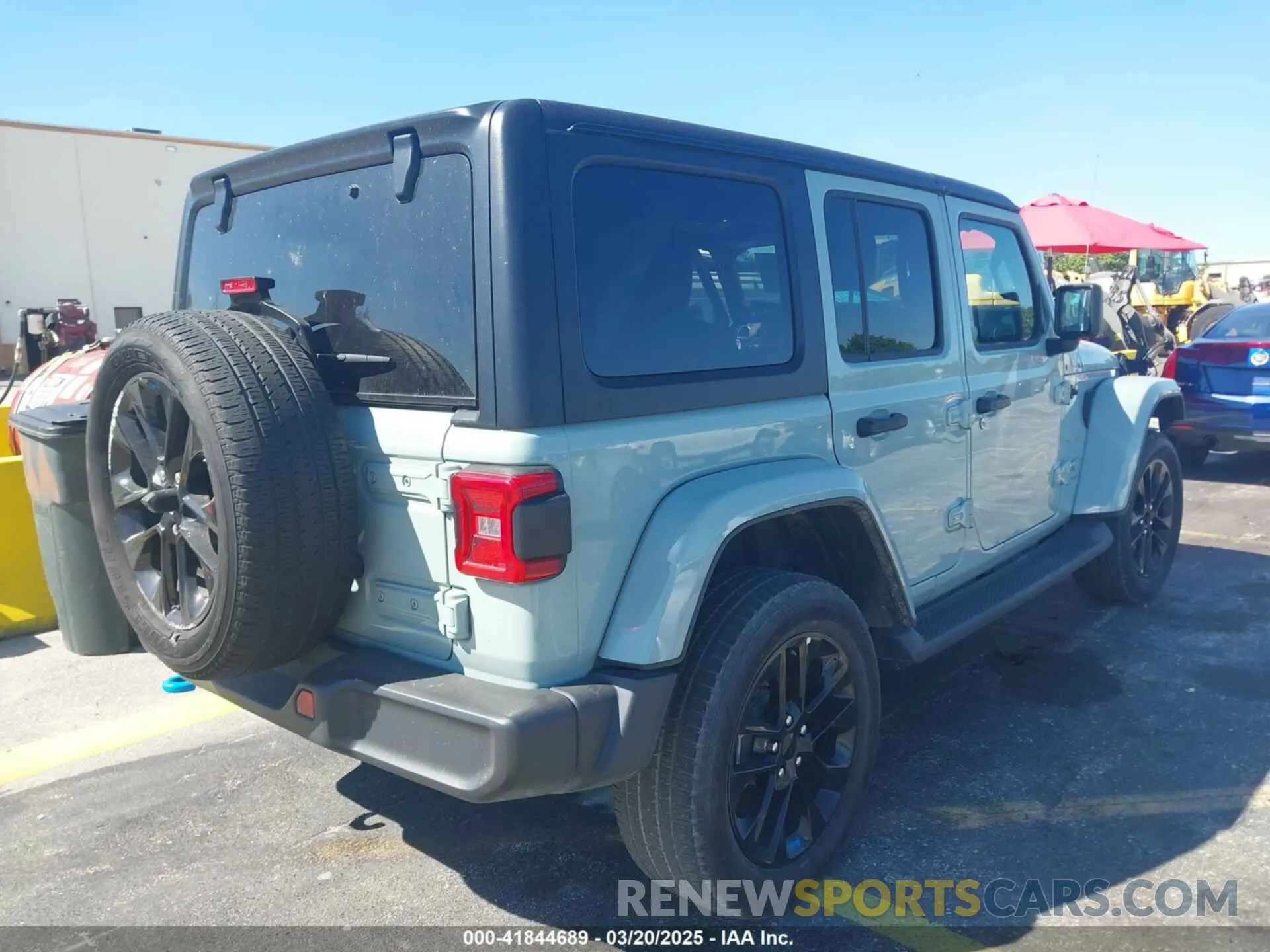 4 fotografías del automóvil dañado 1C4JJXP66PW627264 JEEP WRANGLER 4XE 2023