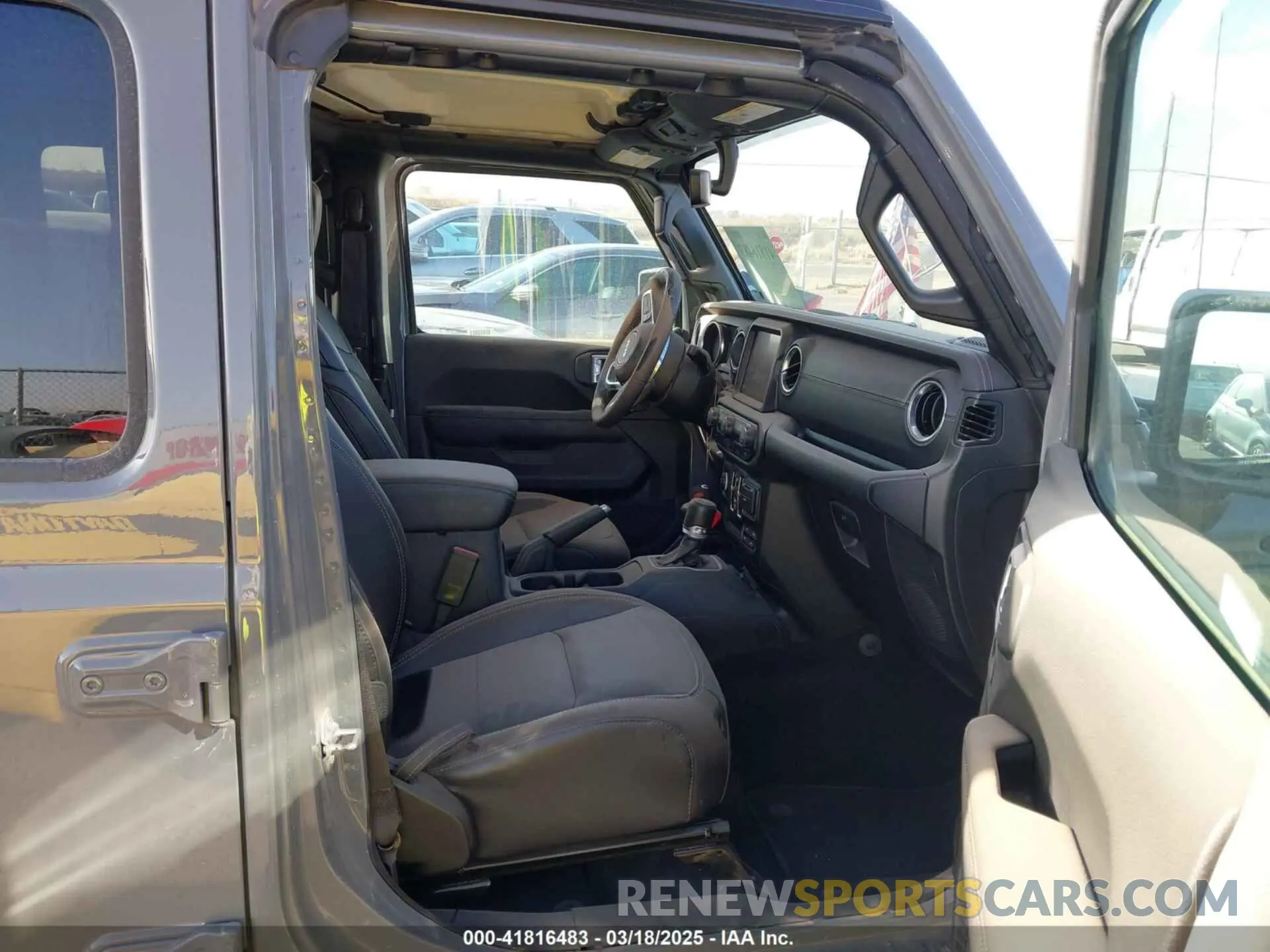 5 fotografías del automóvil dañado 1C4JJXP68PW661190 JEEP WRANGLER 4XE 2023