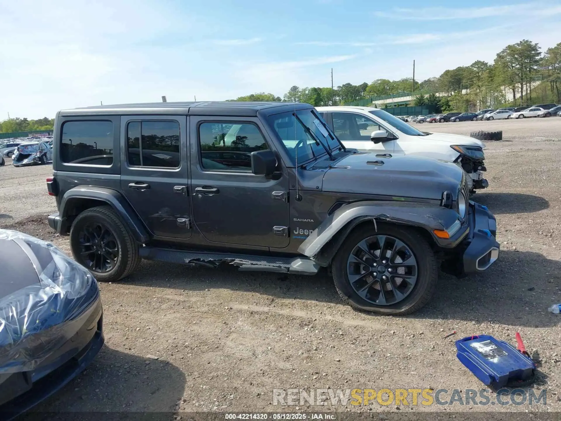 13 fotografías del automóvil dañado 1C4JJXP69PW684803 JEEP WRANGLER 4XE 2023