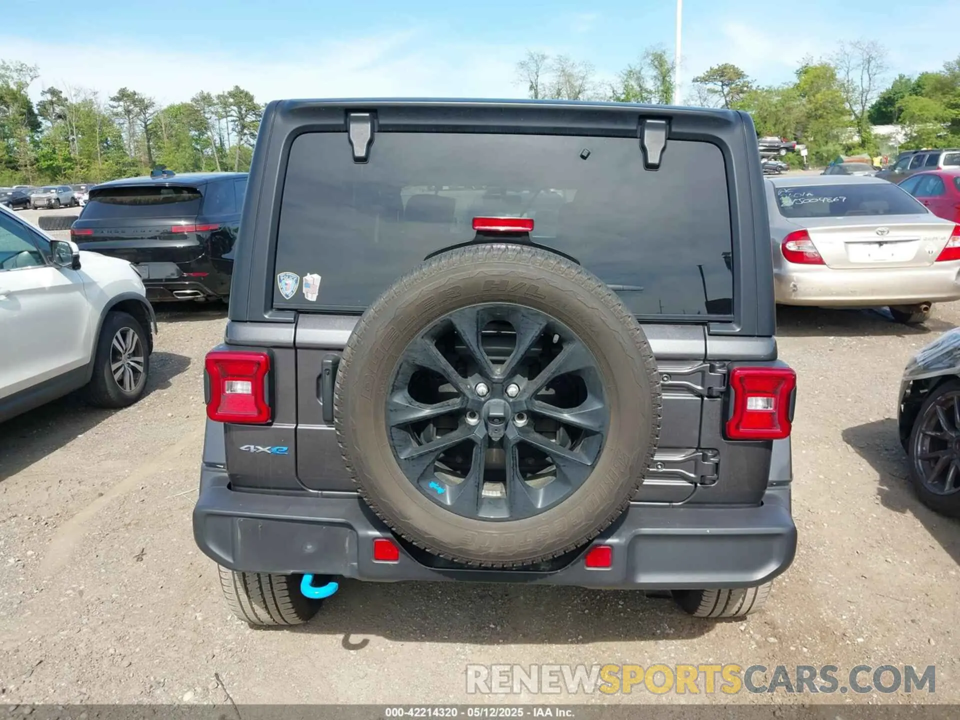 16 fotografías del automóvil dañado 1C4JJXP69PW684803 JEEP WRANGLER 4XE 2023