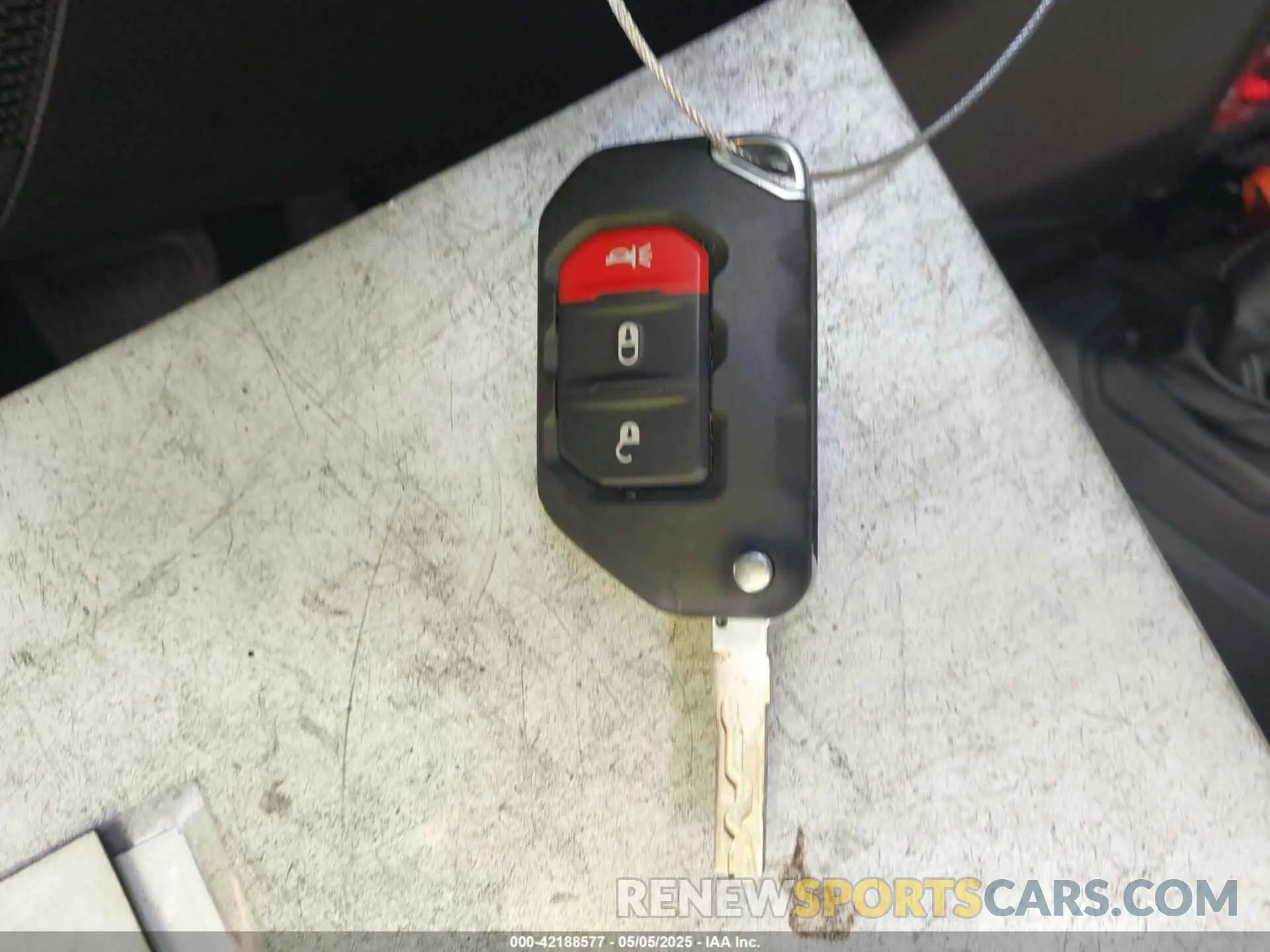 11 fotografías del automóvil dañado 1C4JJXR60PW568189 JEEP WRANGLER 4XE 2023