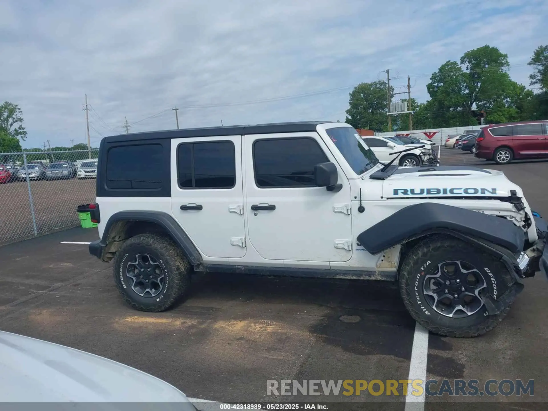 13 fotografías del automóvil dañado 1C4JJXR64PW586405 JEEP WRANGLER 4XE 2023