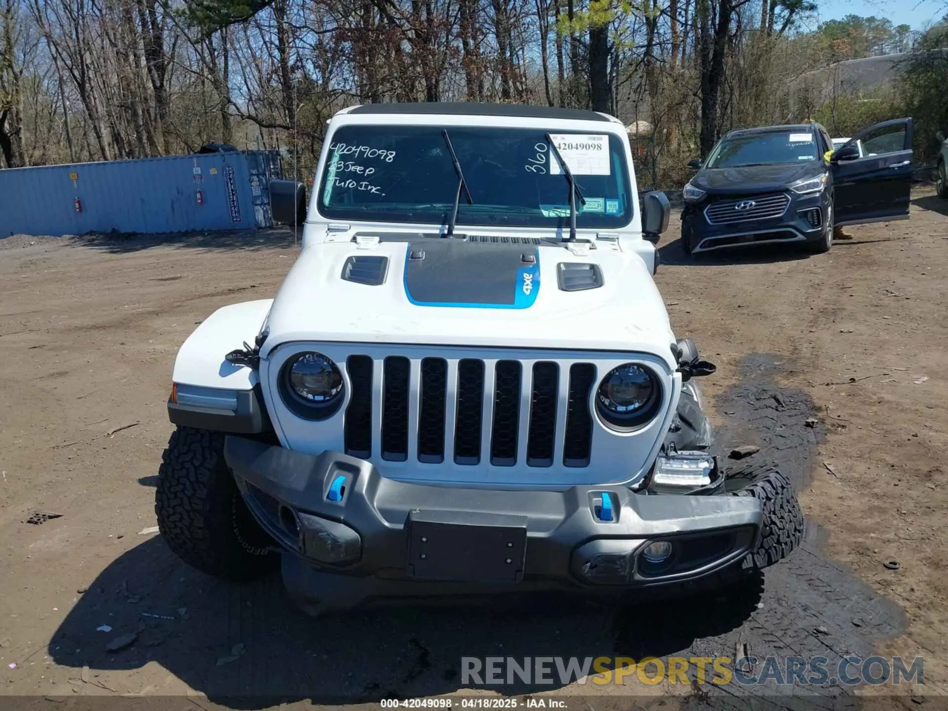 12 fotografías del automóvil dañado 1C4JJXR68PW584303 JEEP WRANGLER 4XE 2023