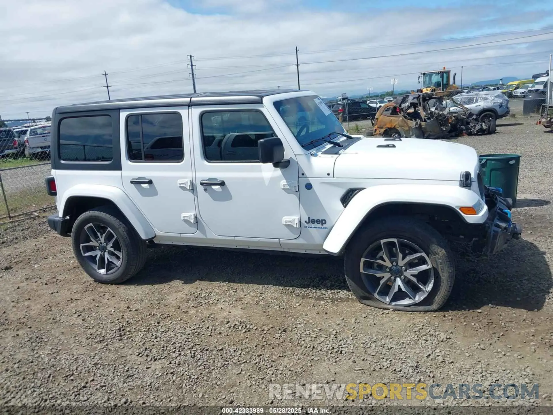 14 fotografías del automóvil dañado 1C4RJXN60RW225250 JEEP WRANGLER 4XE 2024