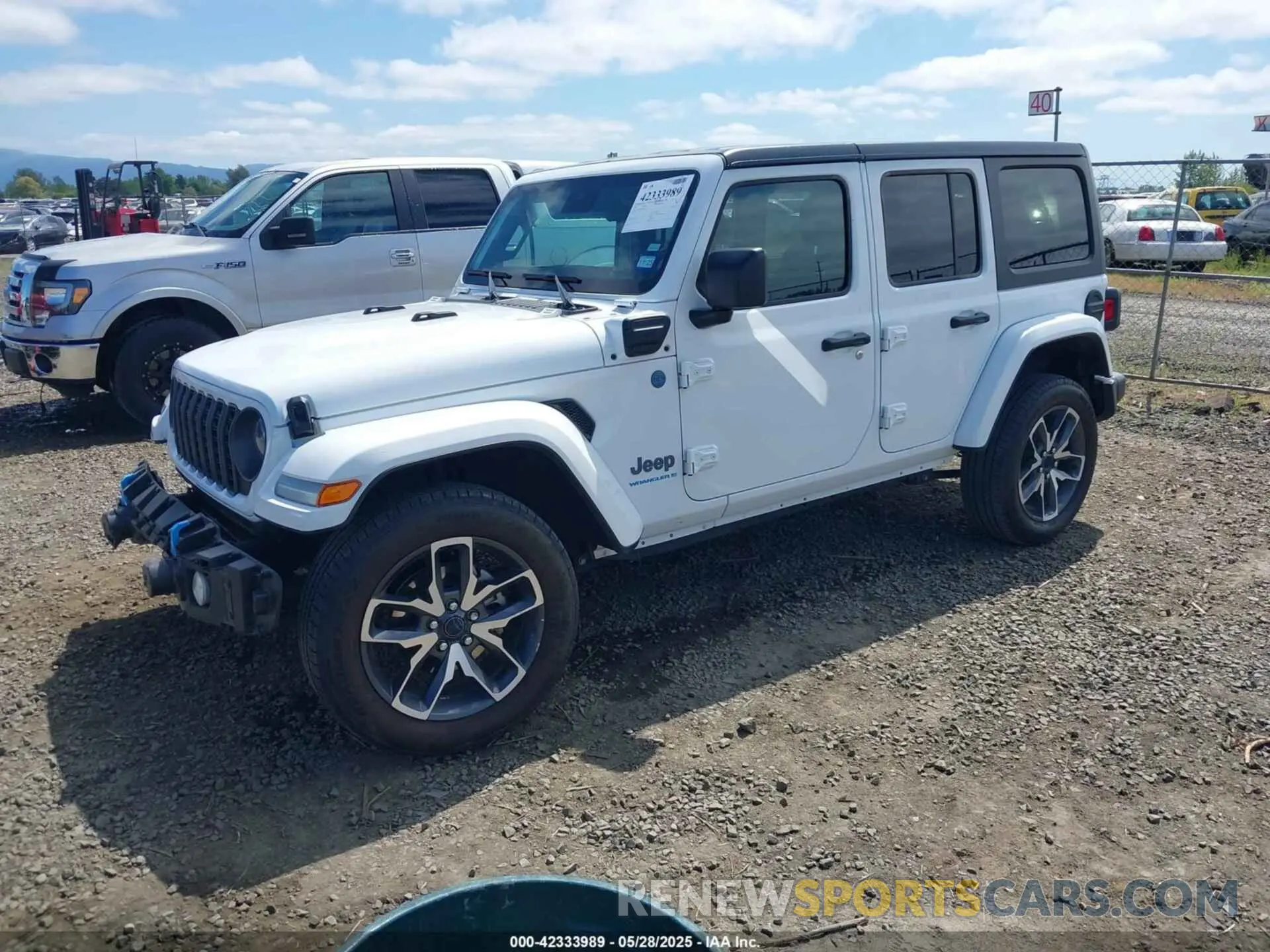 2 fotografías del automóvil dañado 1C4RJXN60RW225250 JEEP WRANGLER 4XE 2024