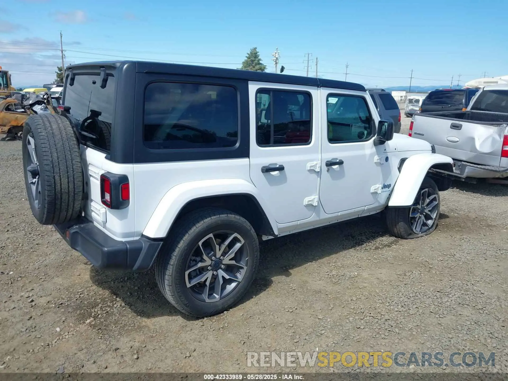 4 fotografías del automóvil dañado 1C4RJXN60RW225250 JEEP WRANGLER 4XE 2024
