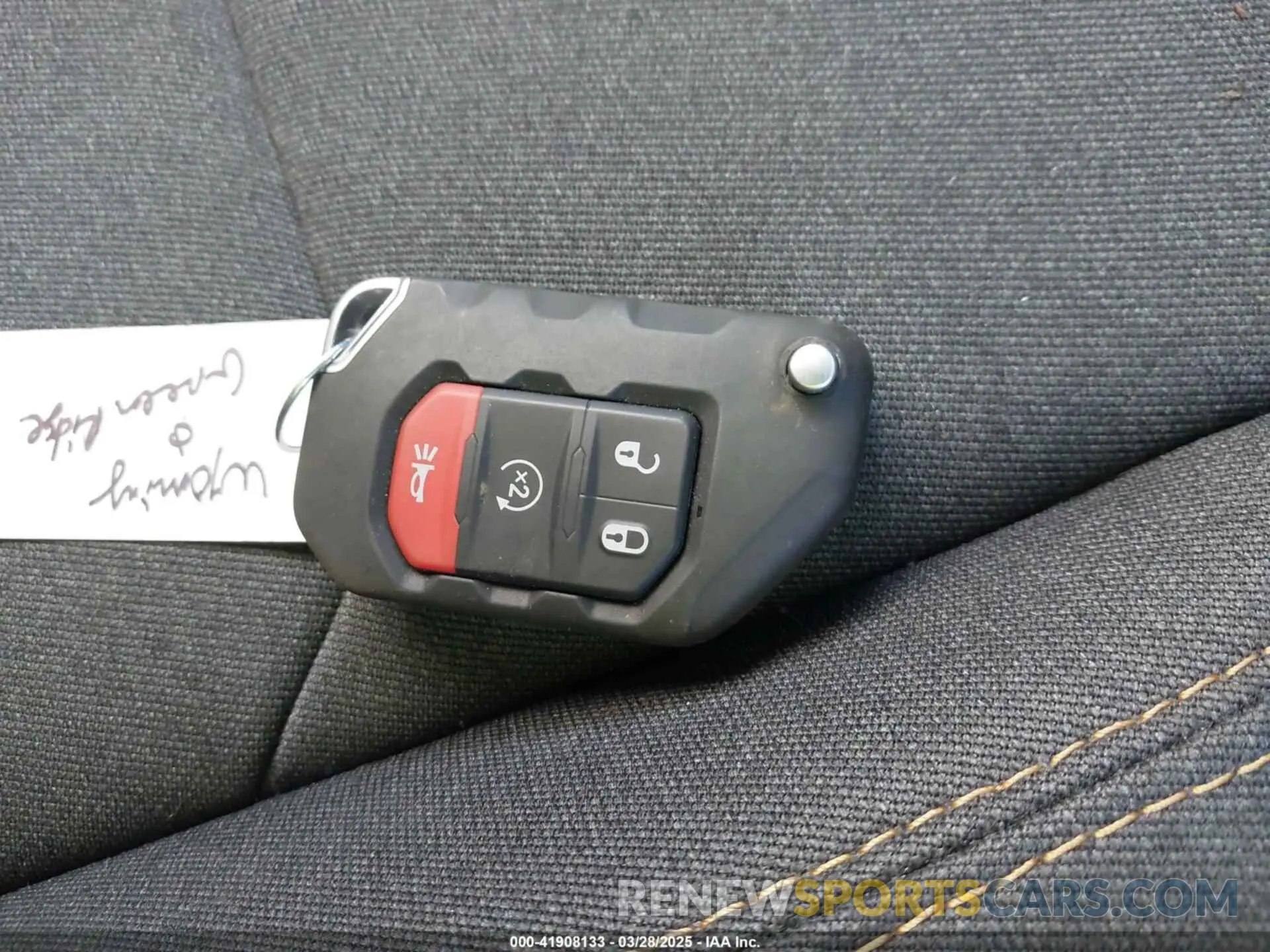 11 fotografías del automóvil dañado 1C4RJXN60RW293872 JEEP WRANGLER 4XE 2024