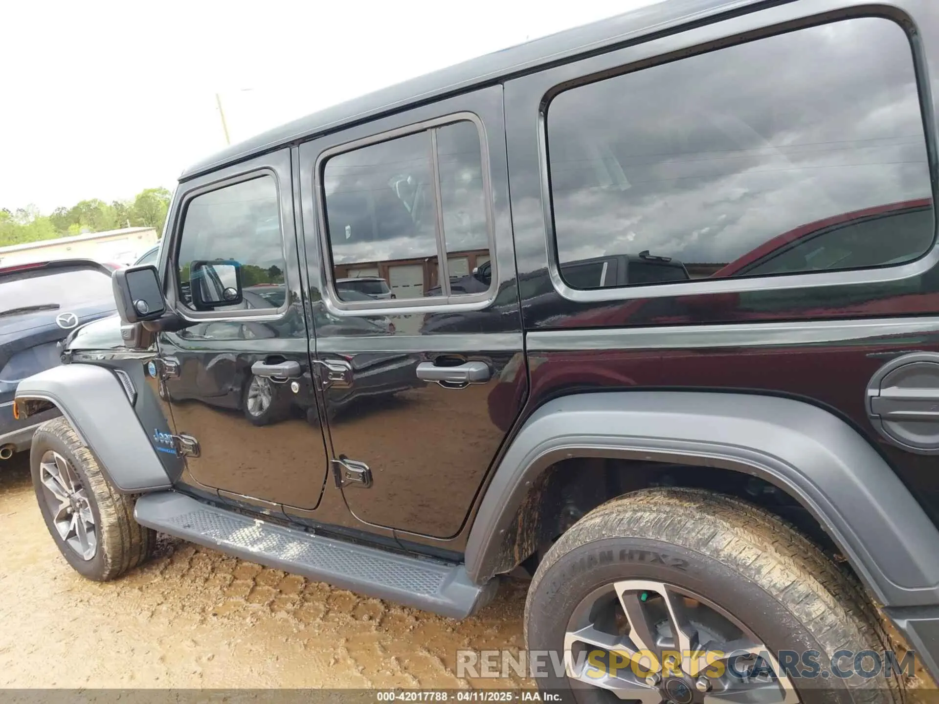 14 fotografías del automóvil dañado 1C4RJXN60RW317717 JEEP WRANGLER 4XE 2024