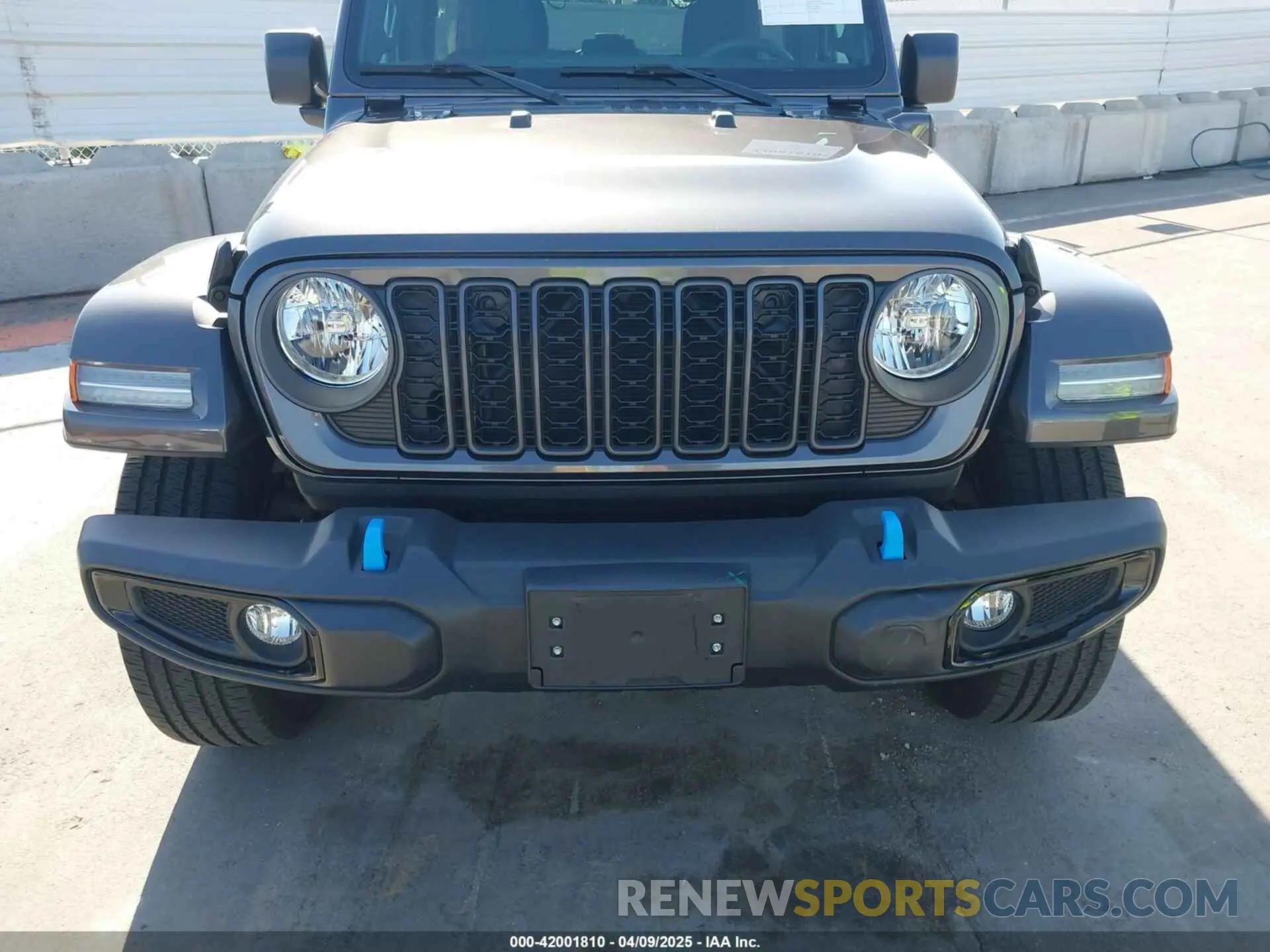 12 fotografías del automóvil dañado 1C4RJXN61RW192386 JEEP WRANGLER 4XE 2024