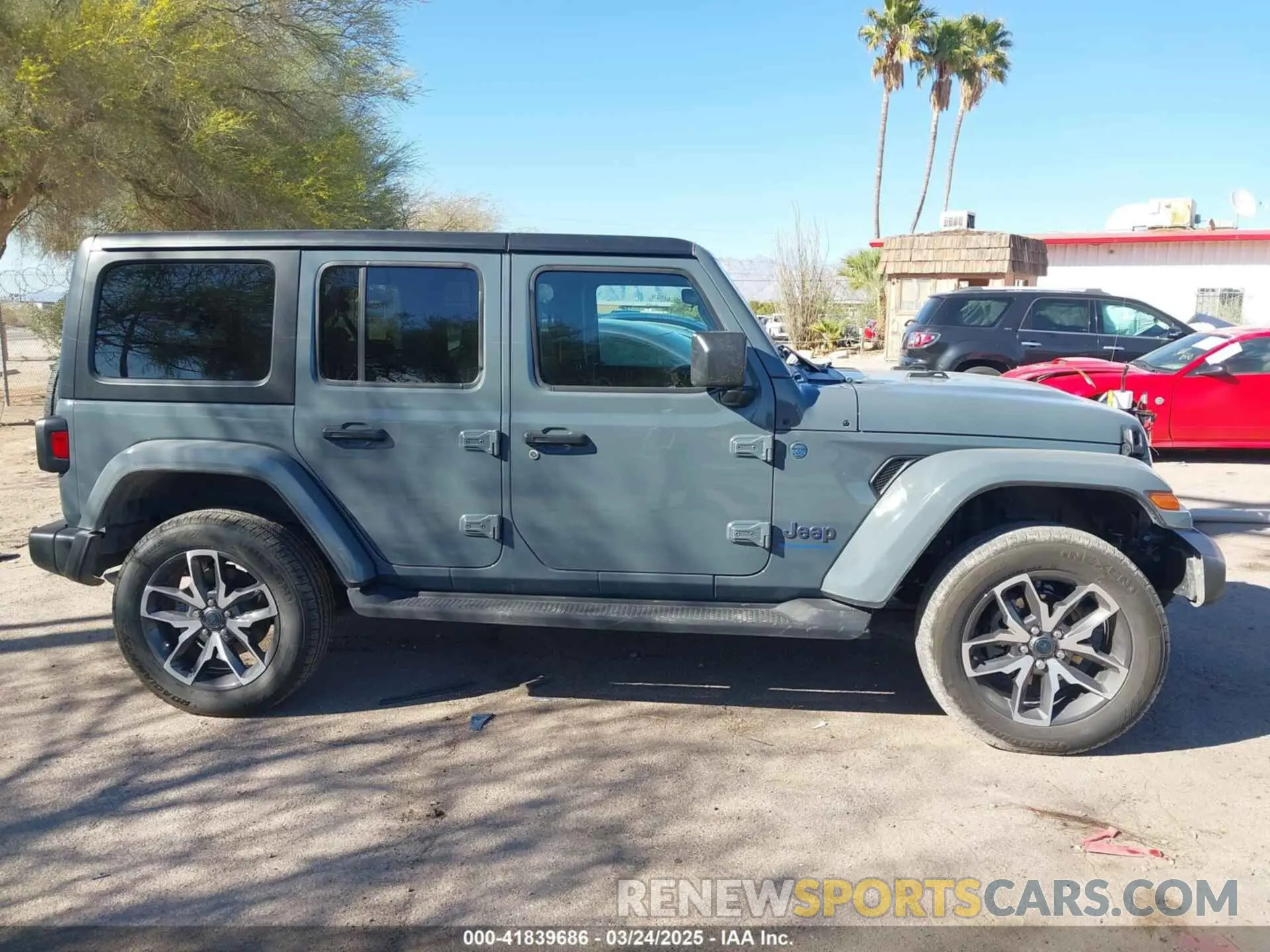 13 fotografías del automóvil dañado 1C4RJXN65RW132000 JEEP WRANGLER 4XE 2024