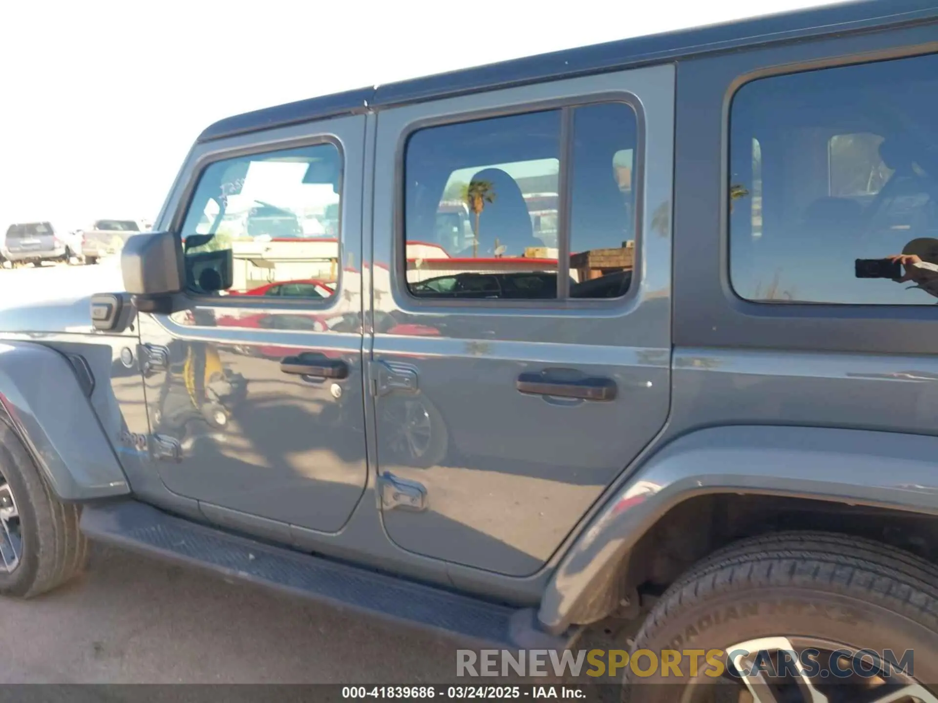 14 fotografías del automóvil dañado 1C4RJXN65RW132000 JEEP WRANGLER 4XE 2024