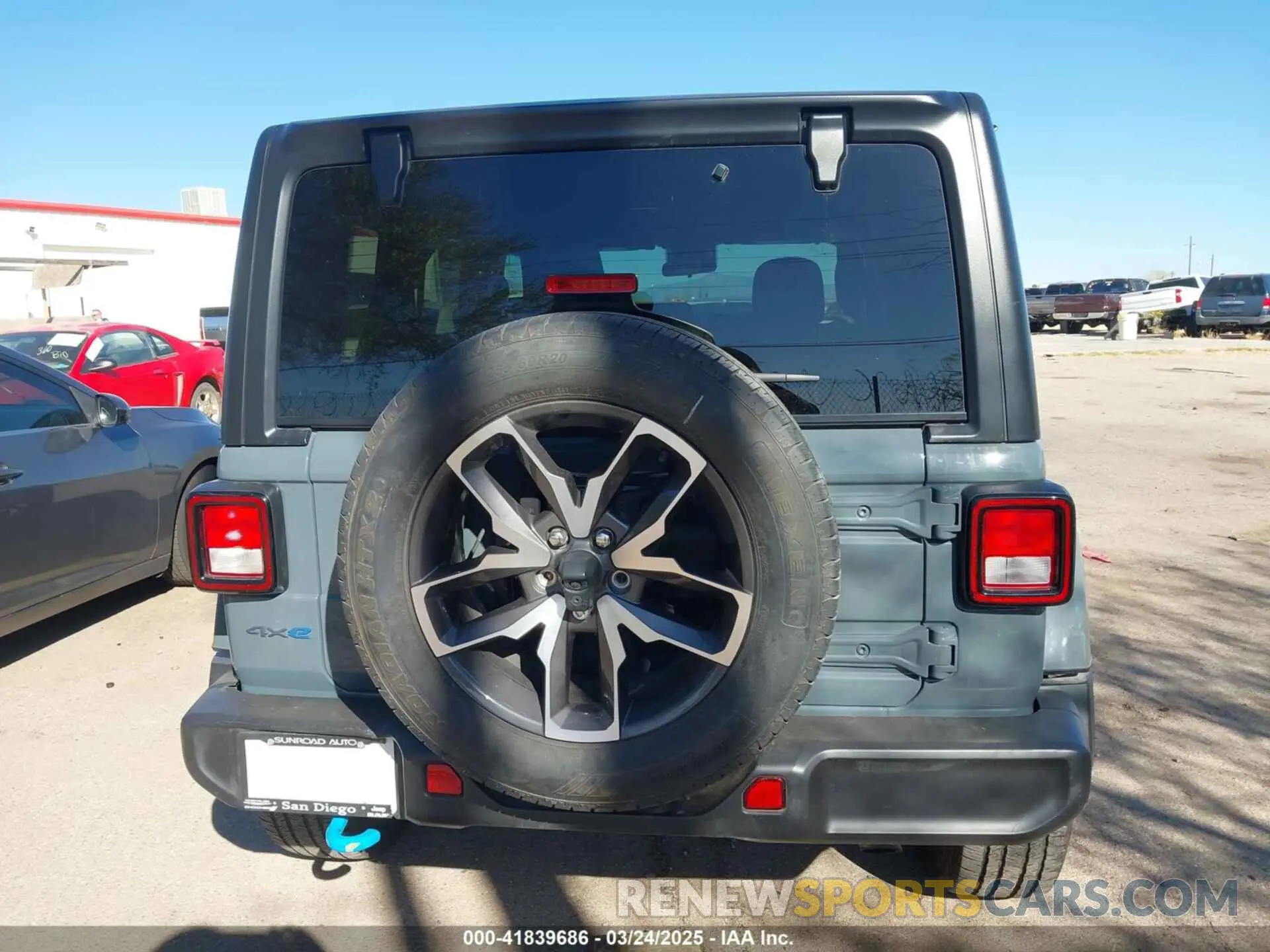 16 fotografías del automóvil dañado 1C4RJXN65RW132000 JEEP WRANGLER 4XE 2024
