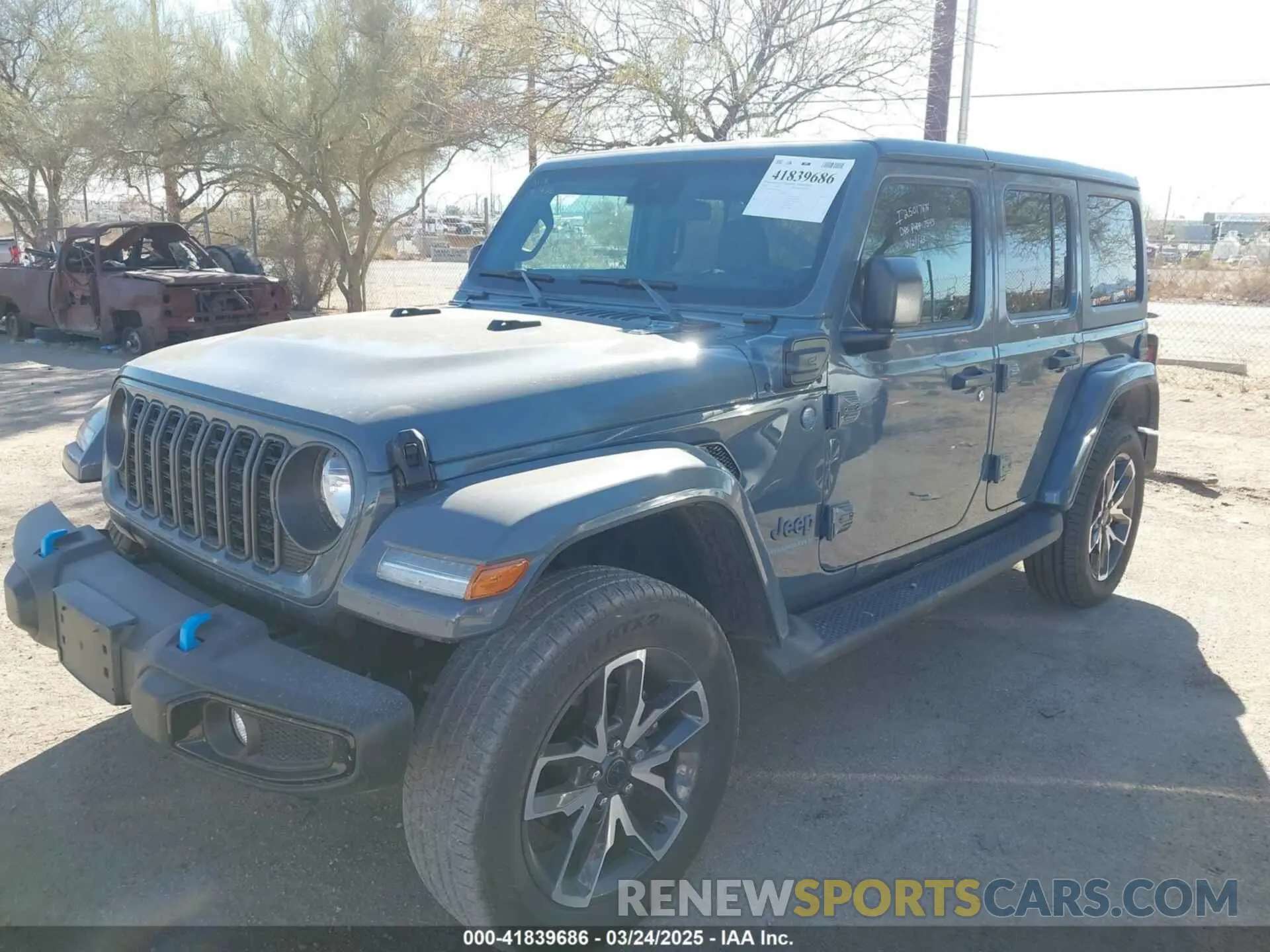 2 fotografías del automóvil dañado 1C4RJXN65RW132000 JEEP WRANGLER 4XE 2024