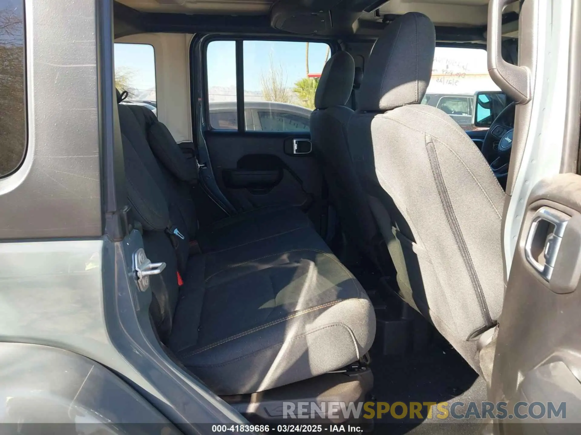 8 fotografías del automóvil dañado 1C4RJXN65RW132000 JEEP WRANGLER 4XE 2024