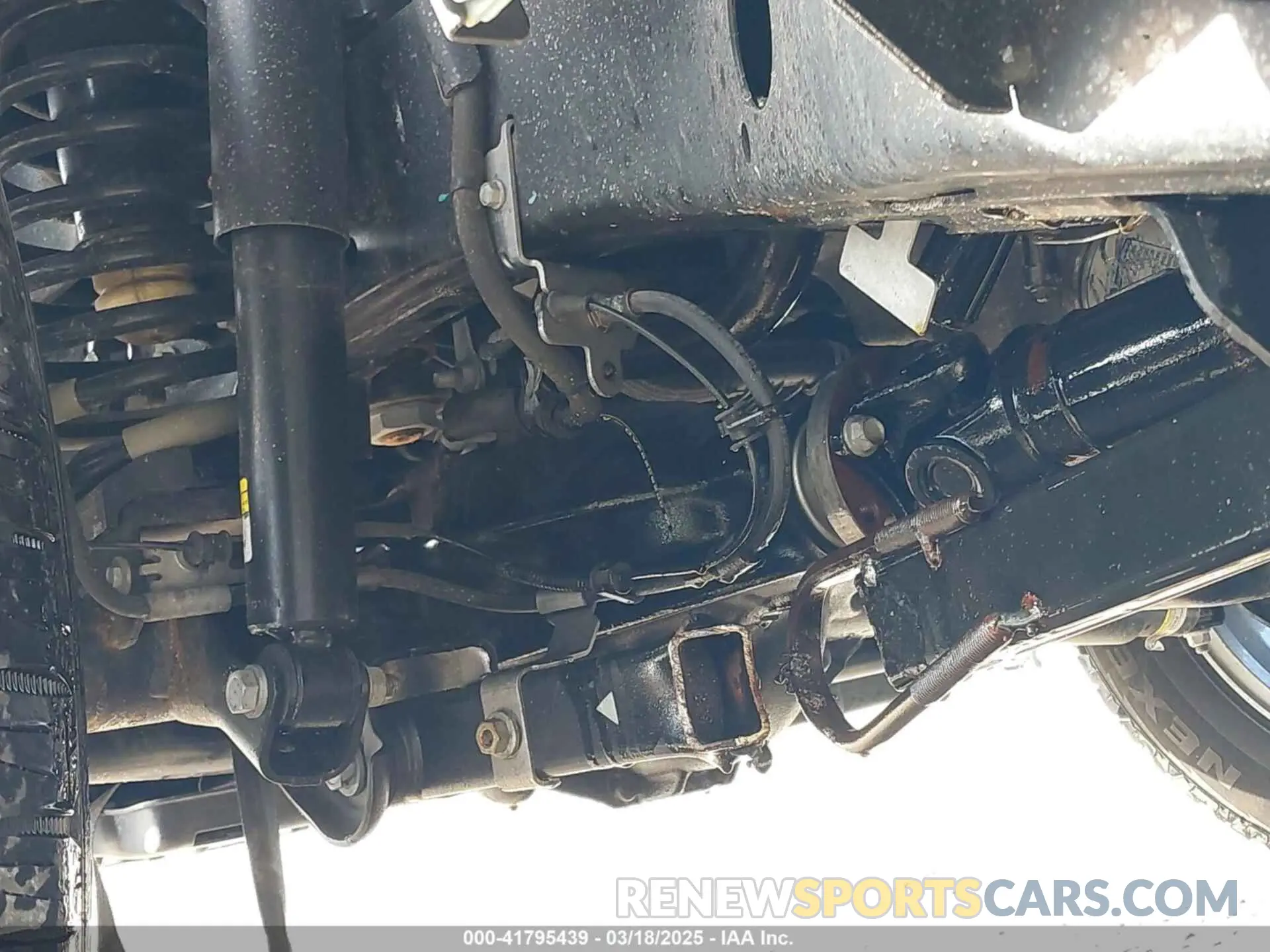 17 fotografías del automóvil dañado 1C4RJXN65RW166079 JEEP WRANGLER 4XE 2024