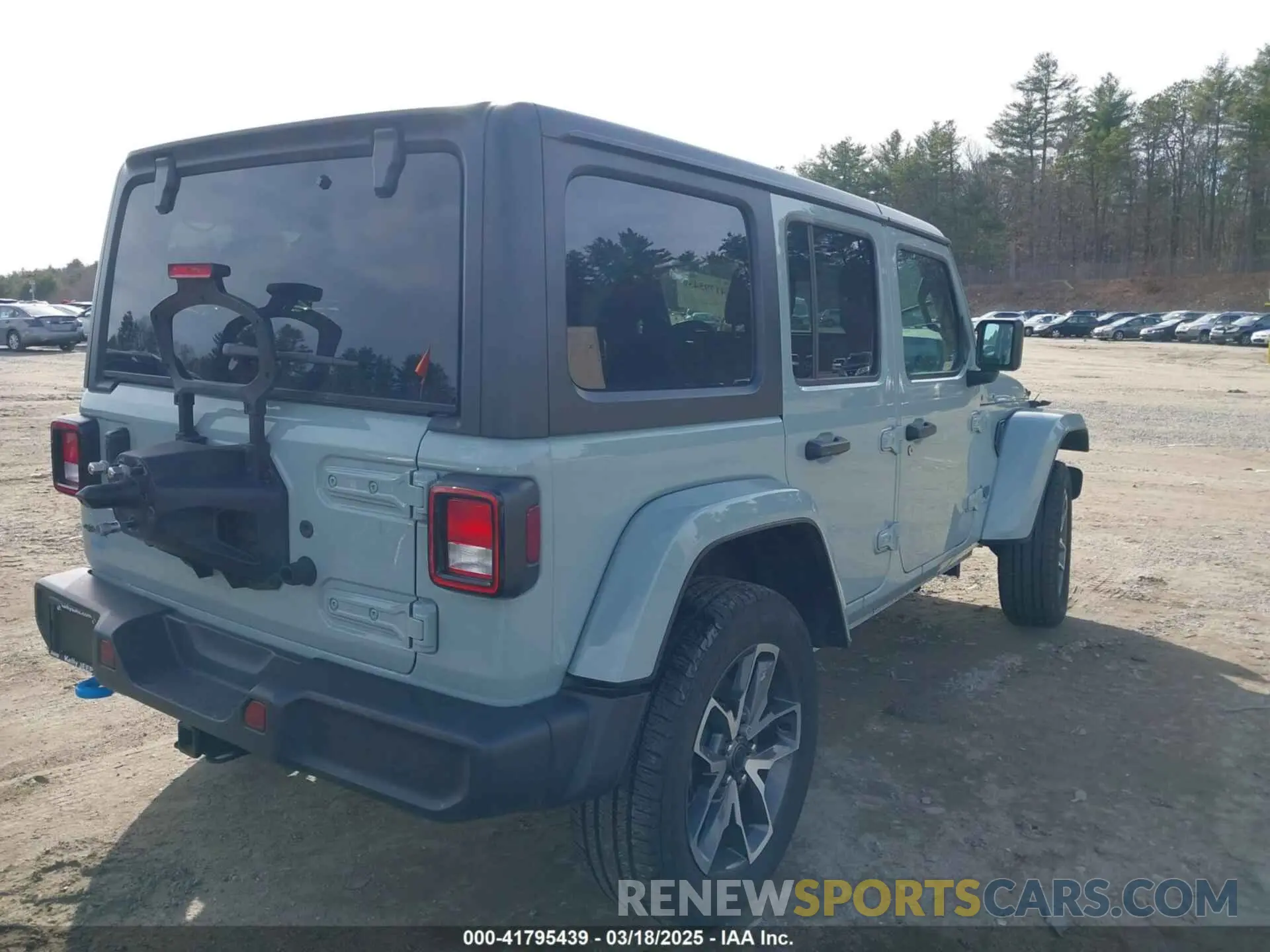 4 fotografías del automóvil dañado 1C4RJXN65RW166079 JEEP WRANGLER 4XE 2024