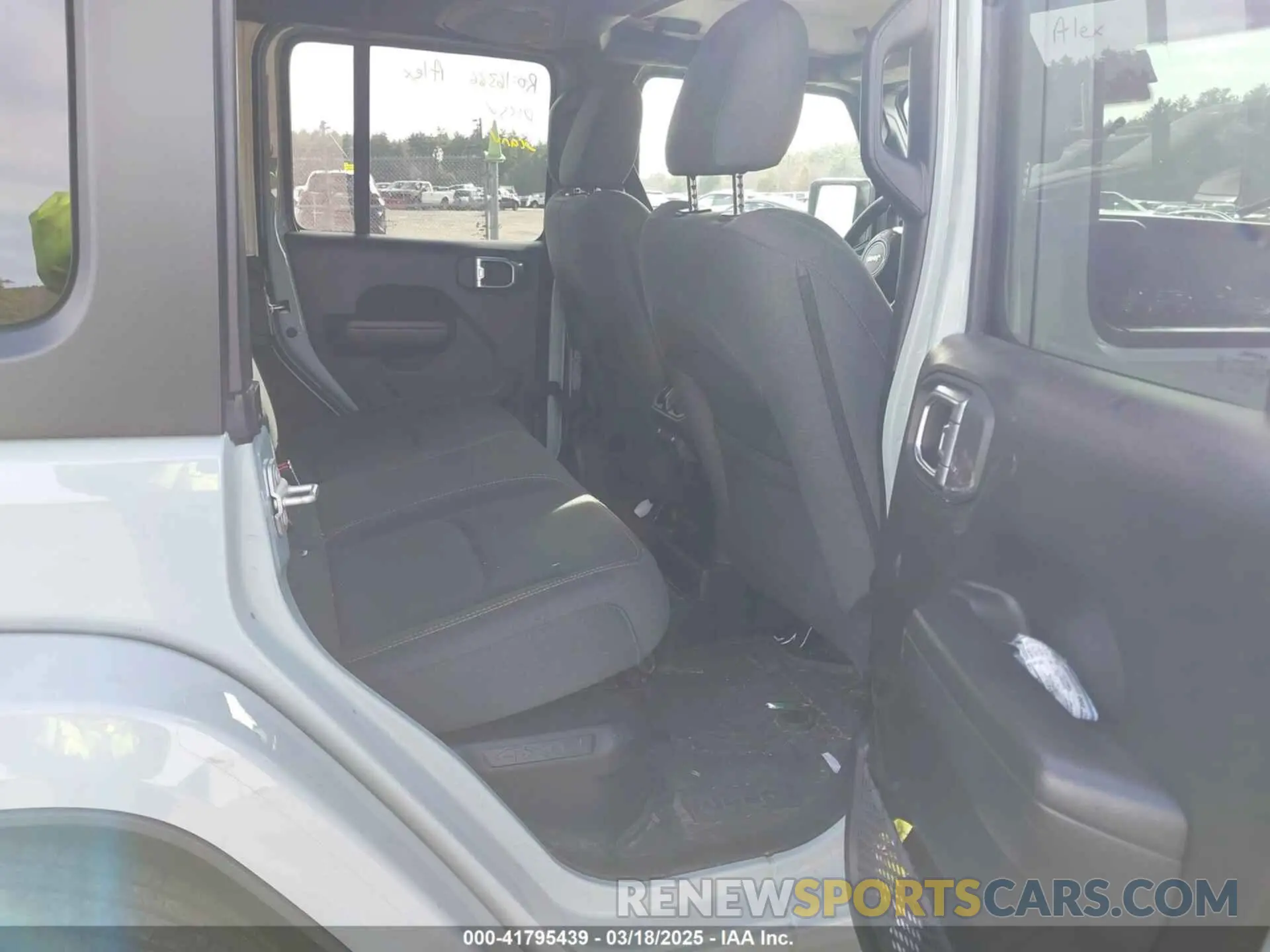 8 fotografías del automóvil dañado 1C4RJXN65RW166079 JEEP WRANGLER 4XE 2024