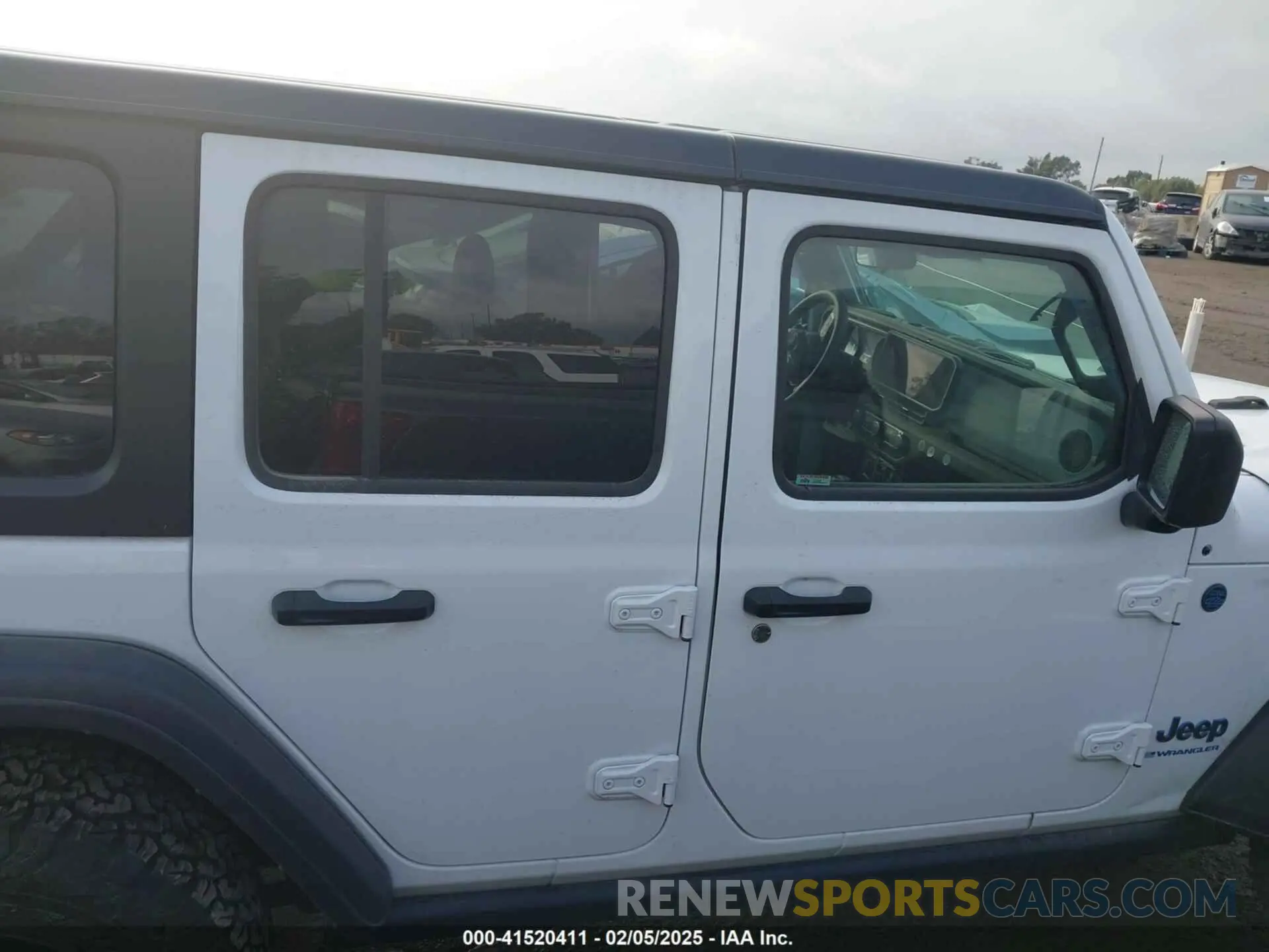 12 fotografías del automóvil dañado 1C4RJXN66RW186440 JEEP WRANGLER 4XE 2024