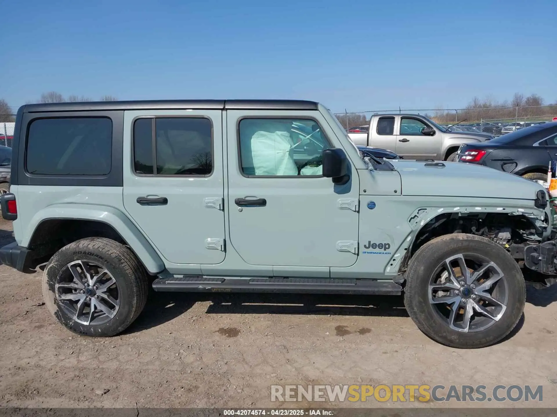 14 fotografías del automóvil dañado 1C4RJXN67RW169632 JEEP WRANGLER 4XE 2024