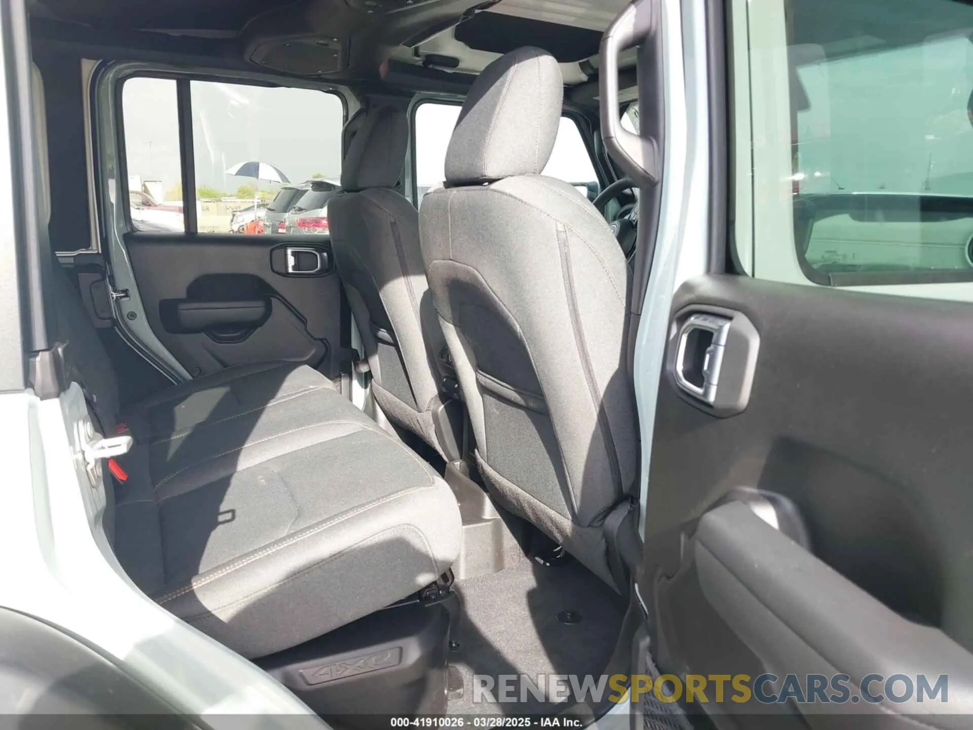8 fotografías del automóvil dañado 1C4RJXN68RW196760 JEEP WRANGLER 4XE 2024