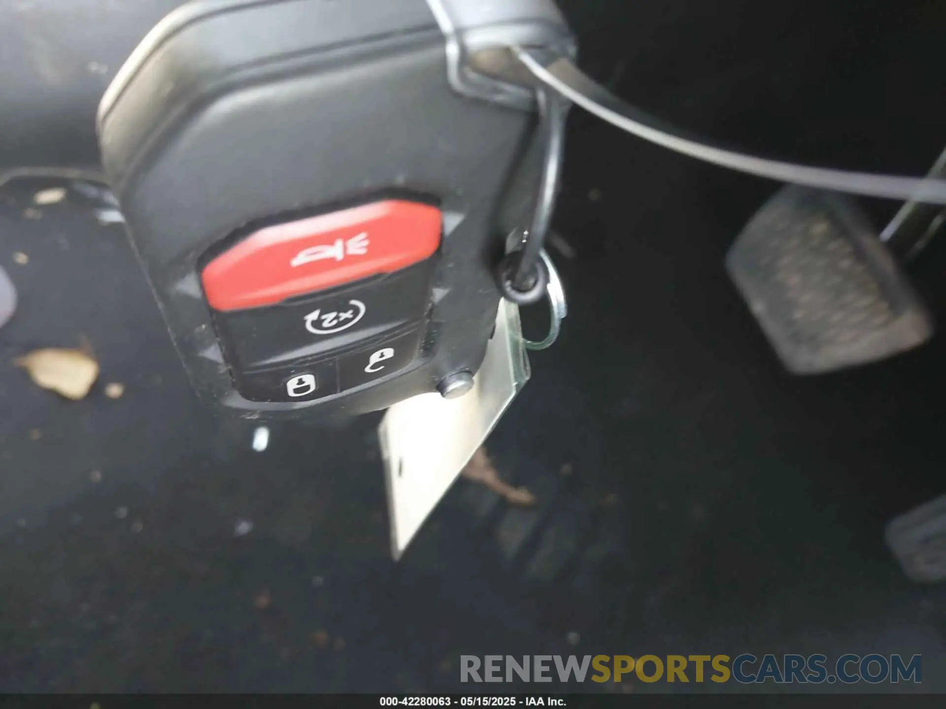 11 fotografías del automóvil dañado 1C4RJXP60RW292136 JEEP WRANGLER 4XE 2024