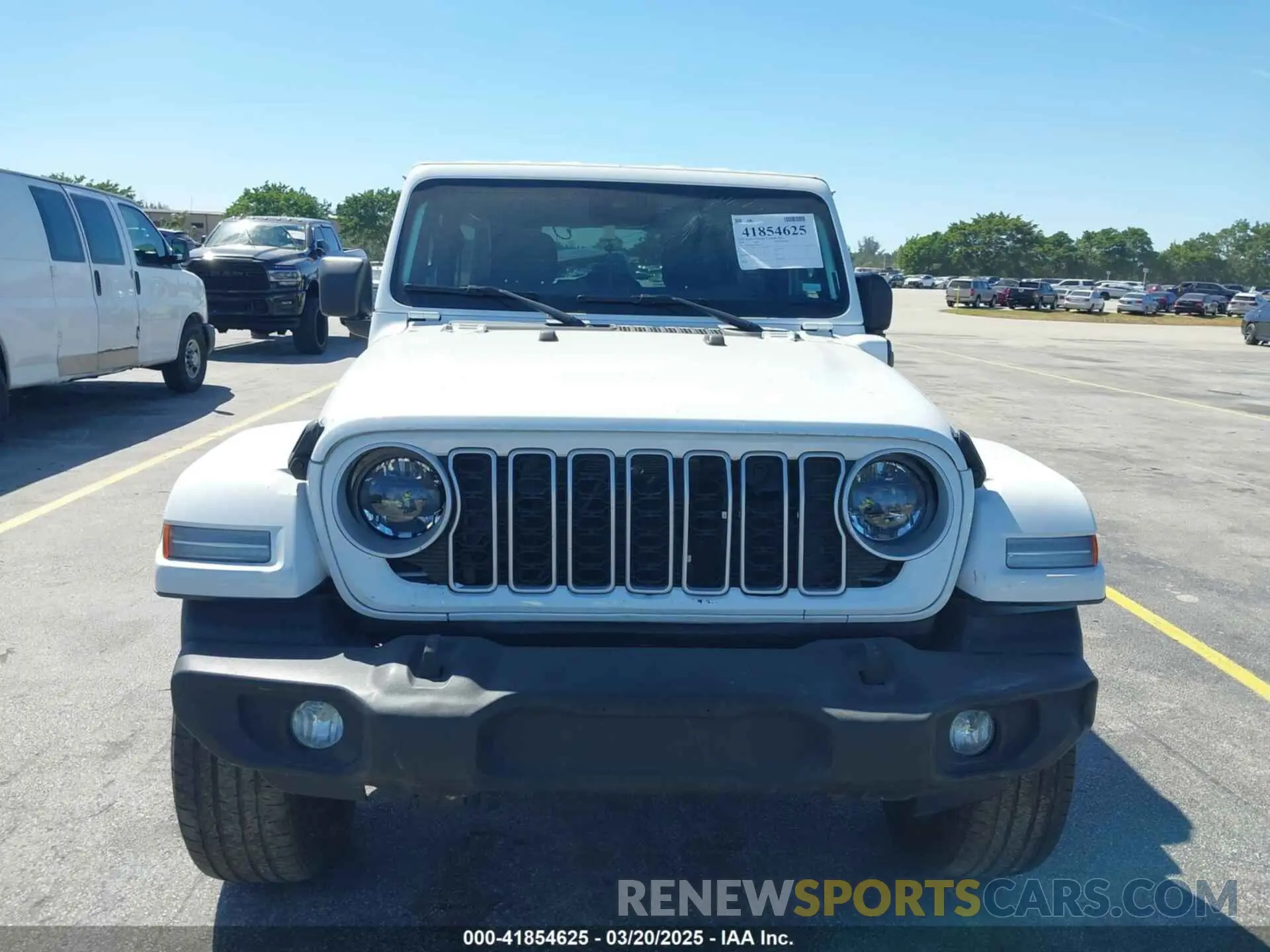 12 fotografías del automóvil dañado 1C4RJXP66RW225900 JEEP WRANGLER 4XE 2024