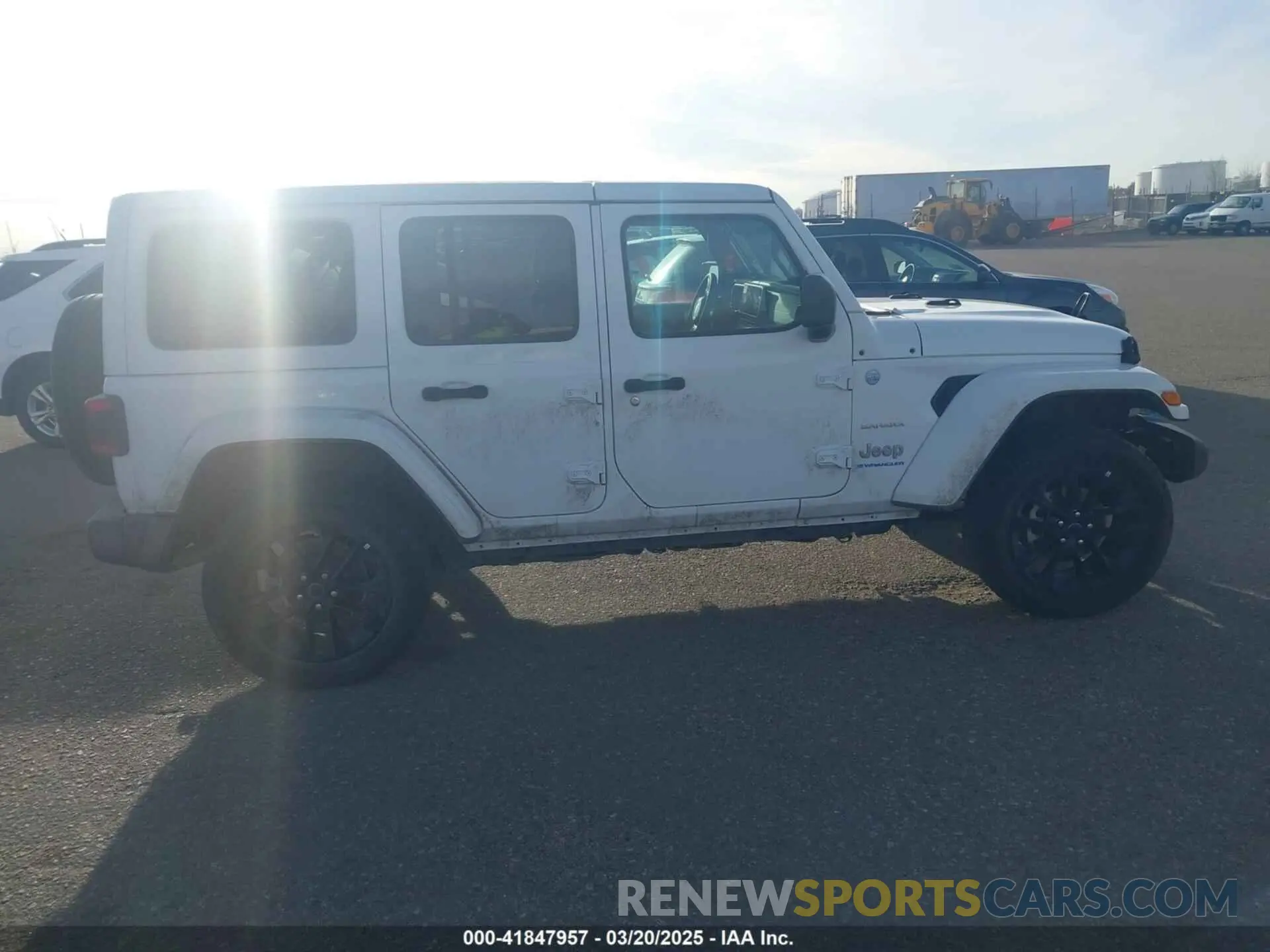 13 fotografías del automóvil dañado 1C4RJXP66RW271033 JEEP WRANGLER 4XE 2024