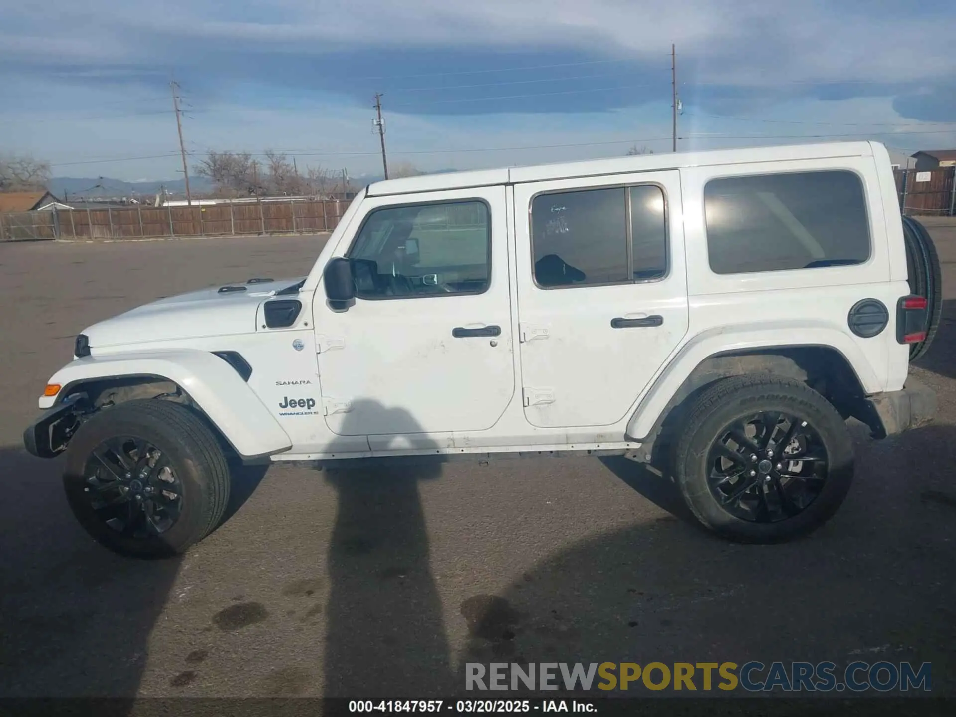 14 fotografías del automóvil dañado 1C4RJXP66RW271033 JEEP WRANGLER 4XE 2024