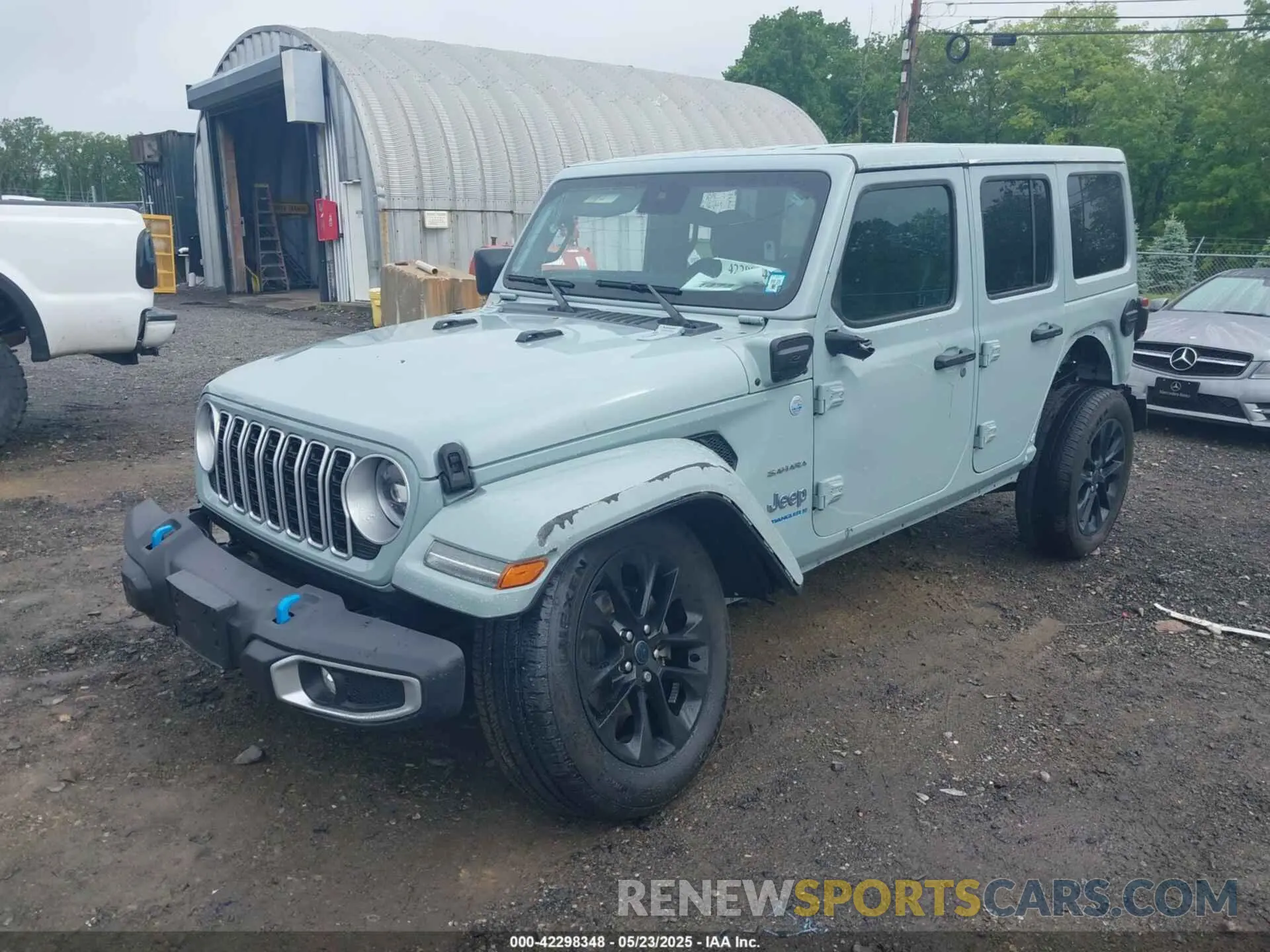 2 fotografías del automóvil dañado 1C4RJXP69RW255697 JEEP WRANGLER 4XE 2024