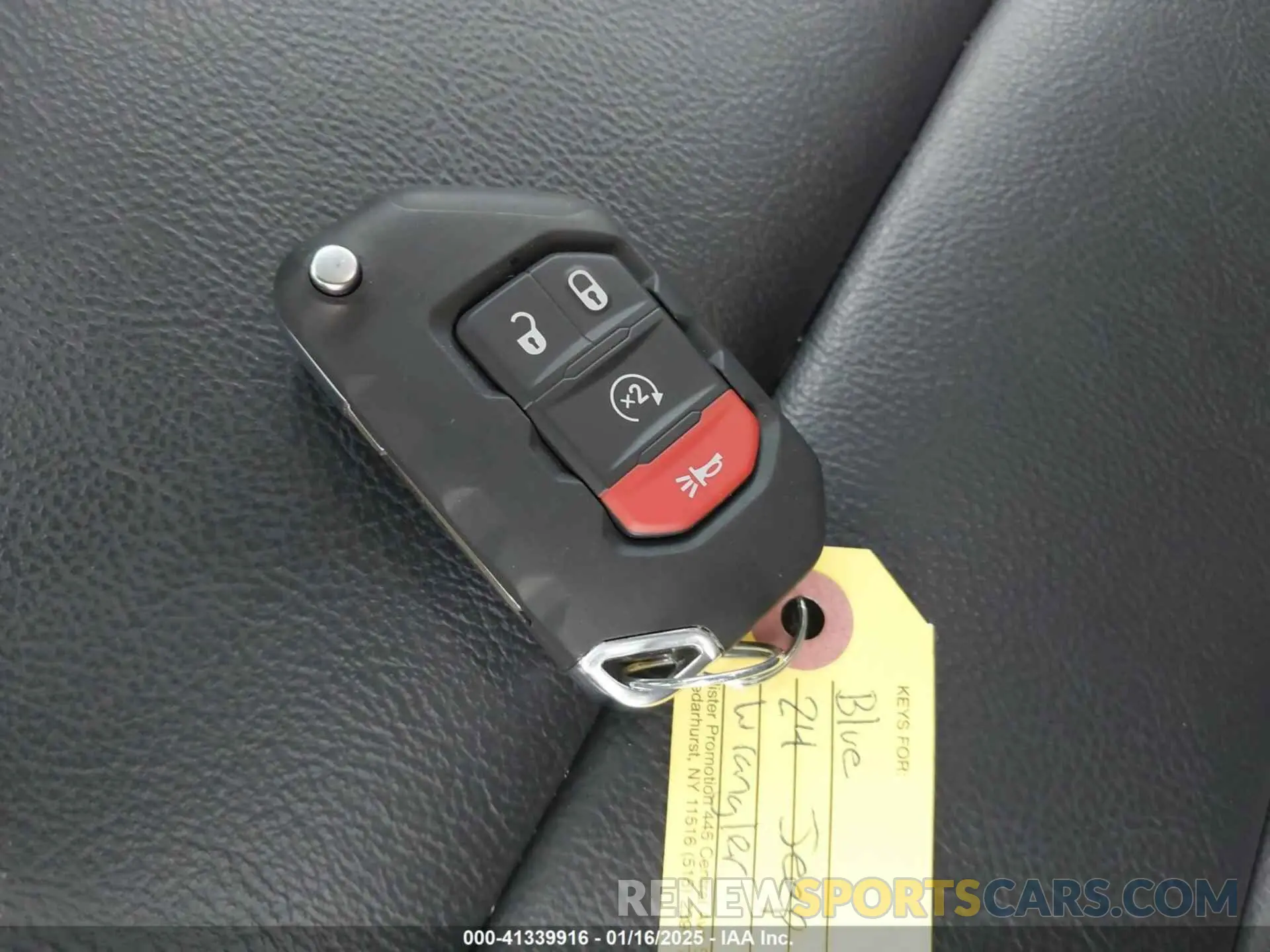 11 fotografías del automóvil dañado 1C4RJXP6XRW254719 JEEP WRANGLER 4XE 2024