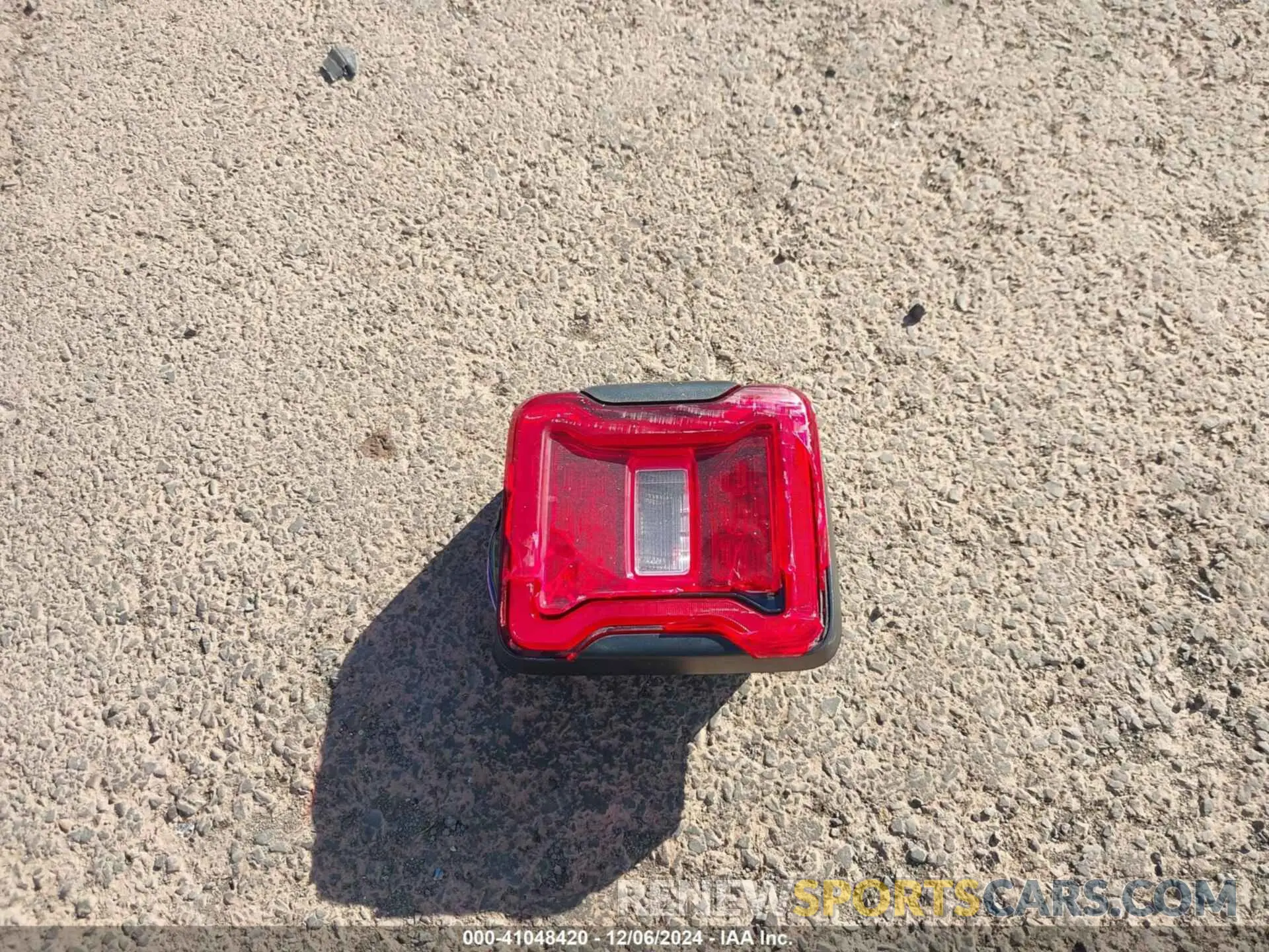 12 fotografías del automóvil dañado 1C4RJXR65RW325418 JEEP WRANGLER 4XE 2024