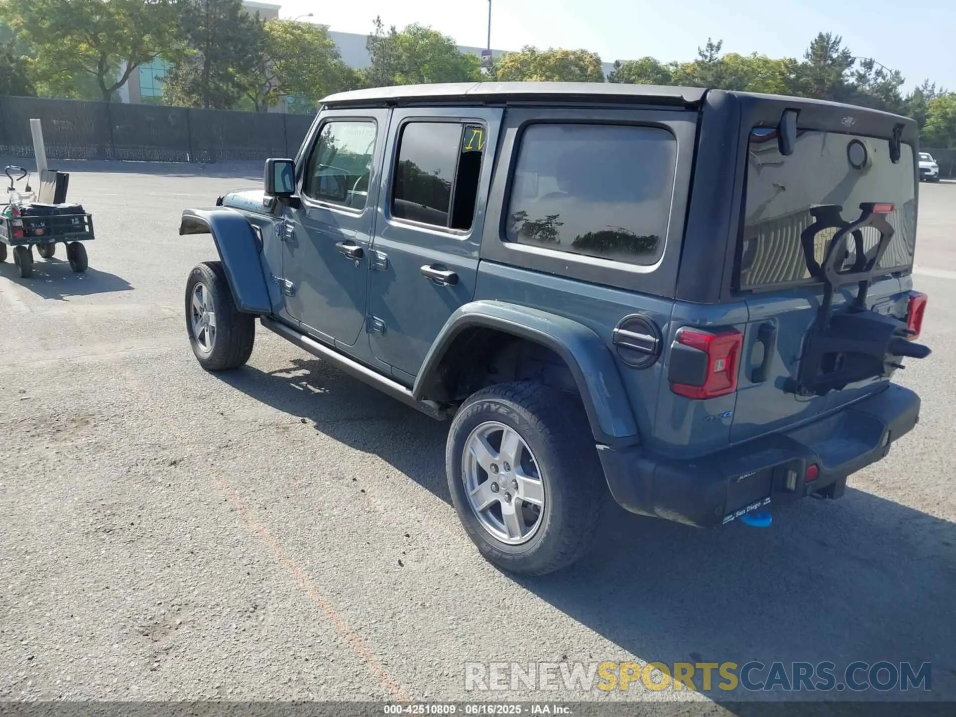 3 fotografías del automóvil dañado 1C4RJXR67RW149021 JEEP WRANGLER 4XE 2024