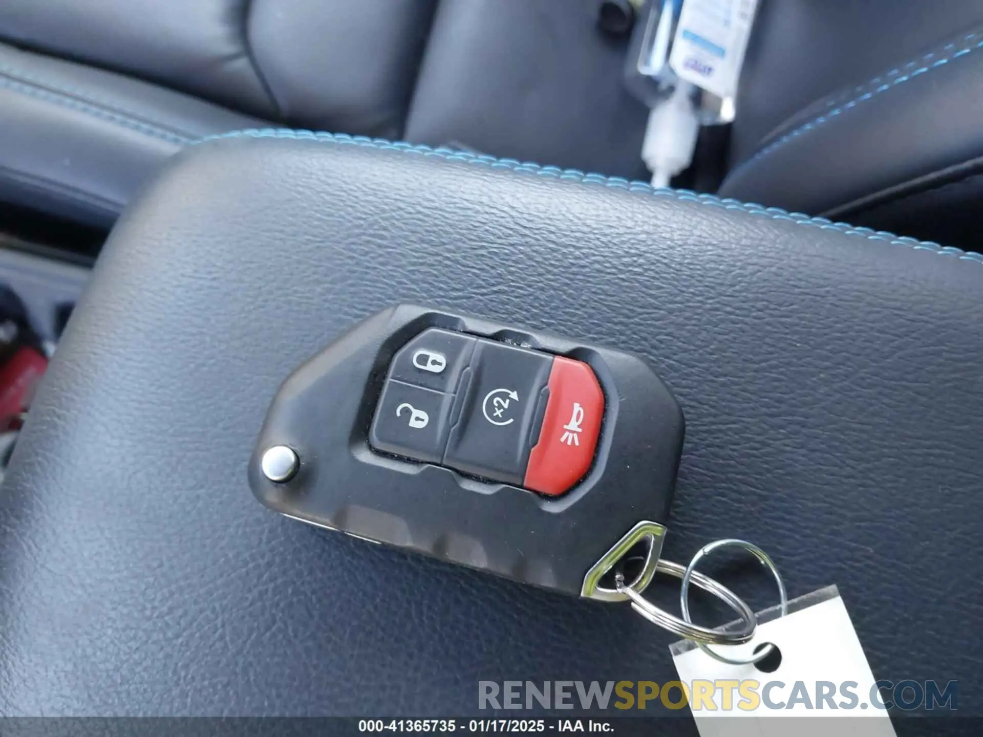 11 fotografías del automóvil dañado 1C4RJXR69RW162241 JEEP WRANGLER 4XE 2024