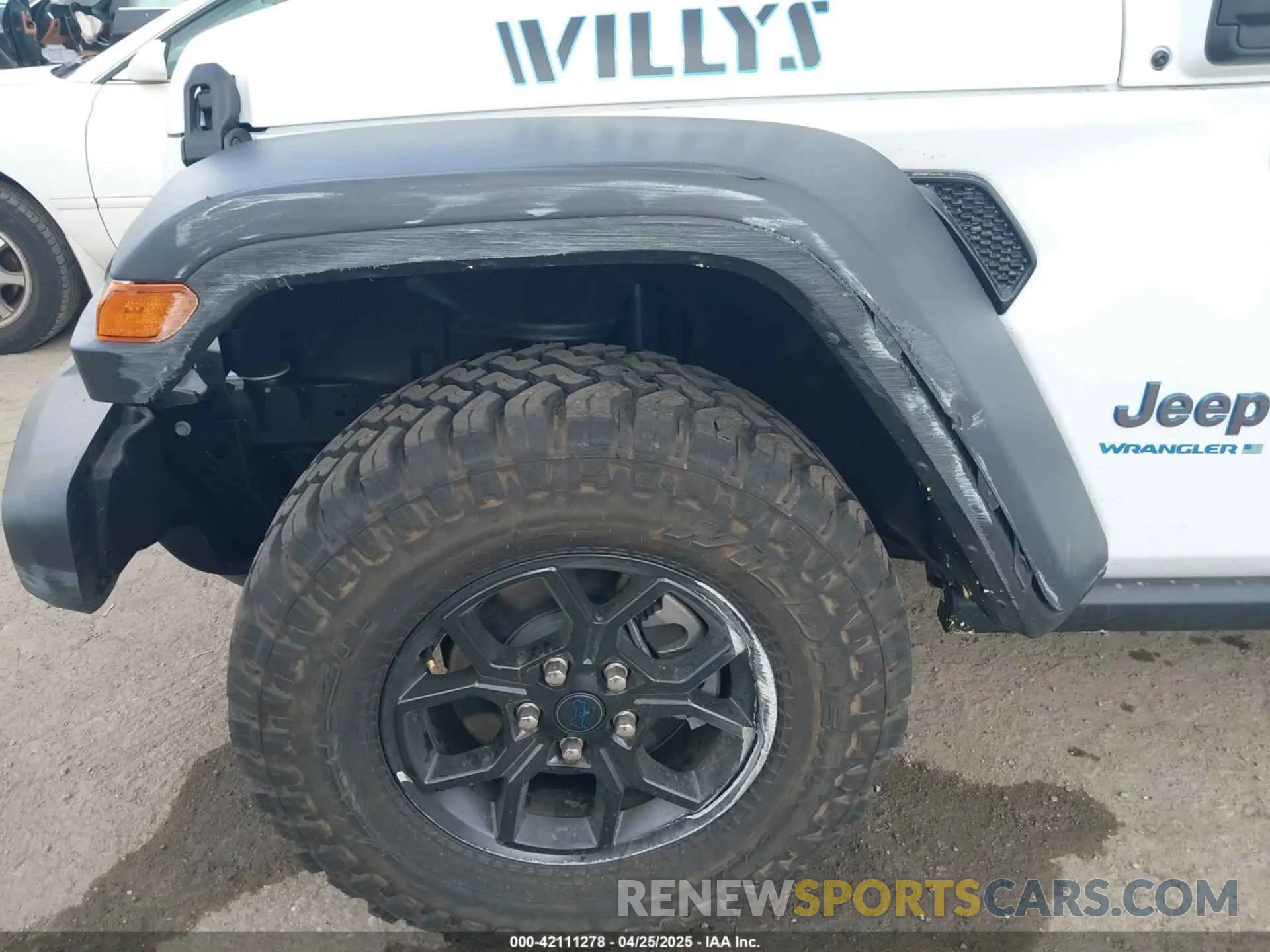 6 fotografías del automóvil dañado 1C4RJXN66SW519807 JEEP WRANGLER 4XE 2025