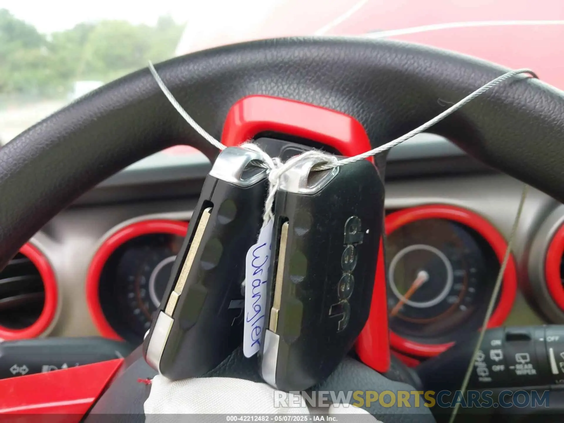11 fotografías del automóvil dañado 1C4HJXDG0KW560147 JEEP WRANGLER UNLIMITED 2019