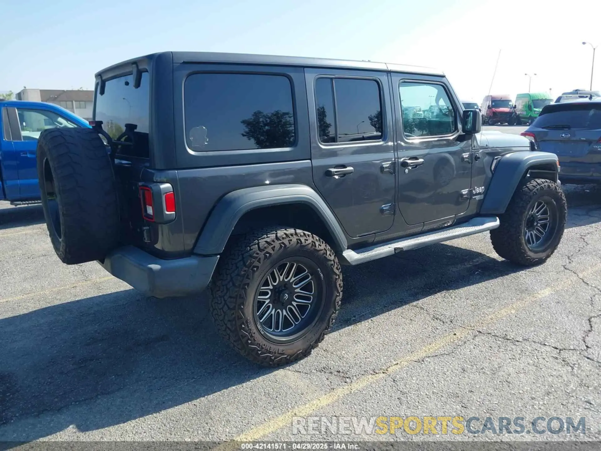 4 fotografías del automóvil dañado 1C4HJXDG1KW528470 JEEP WRANGLER UNLIMITED 2019