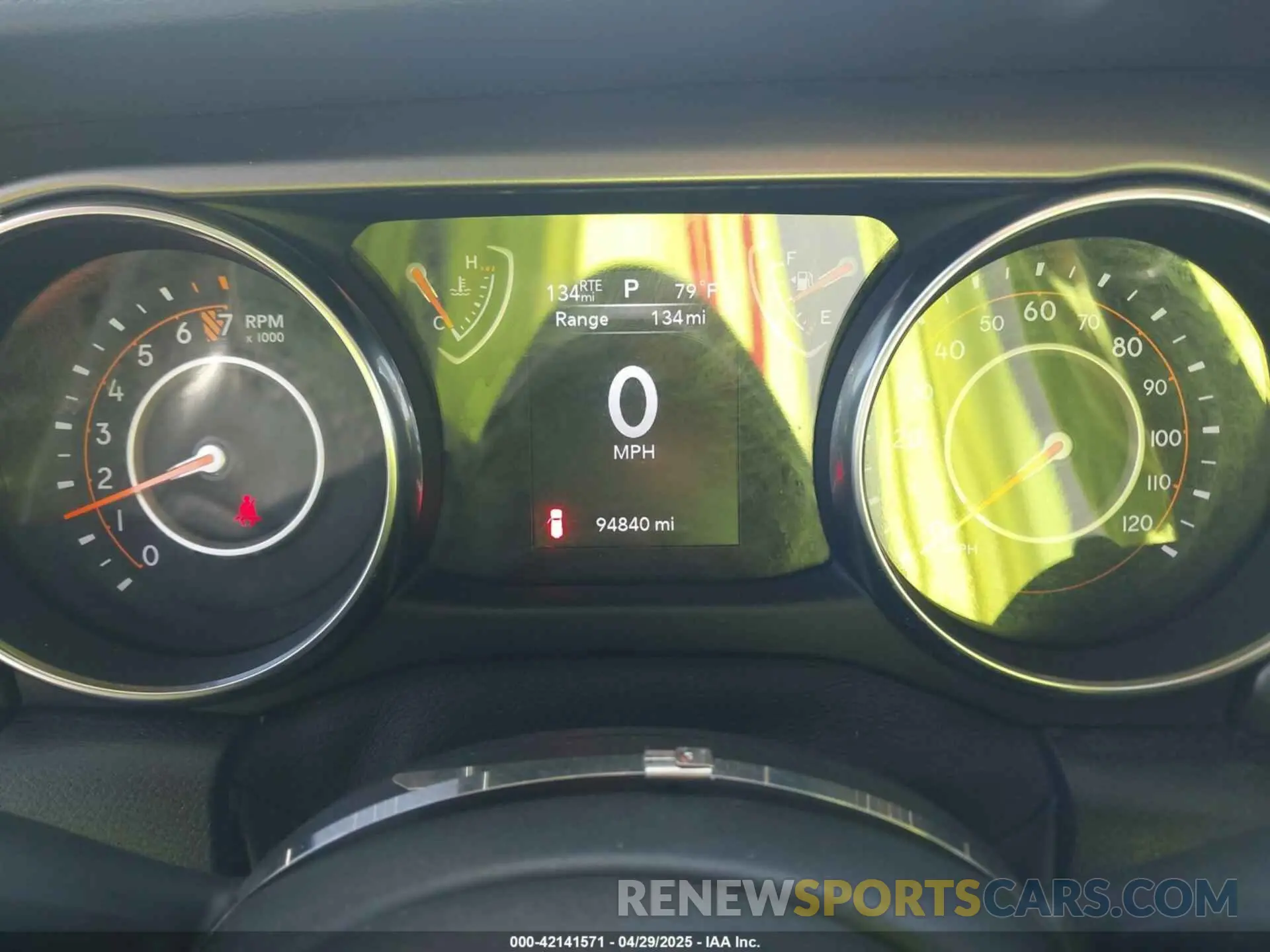 7 fotografías del automóvil dañado 1C4HJXDG1KW528470 JEEP WRANGLER UNLIMITED 2019