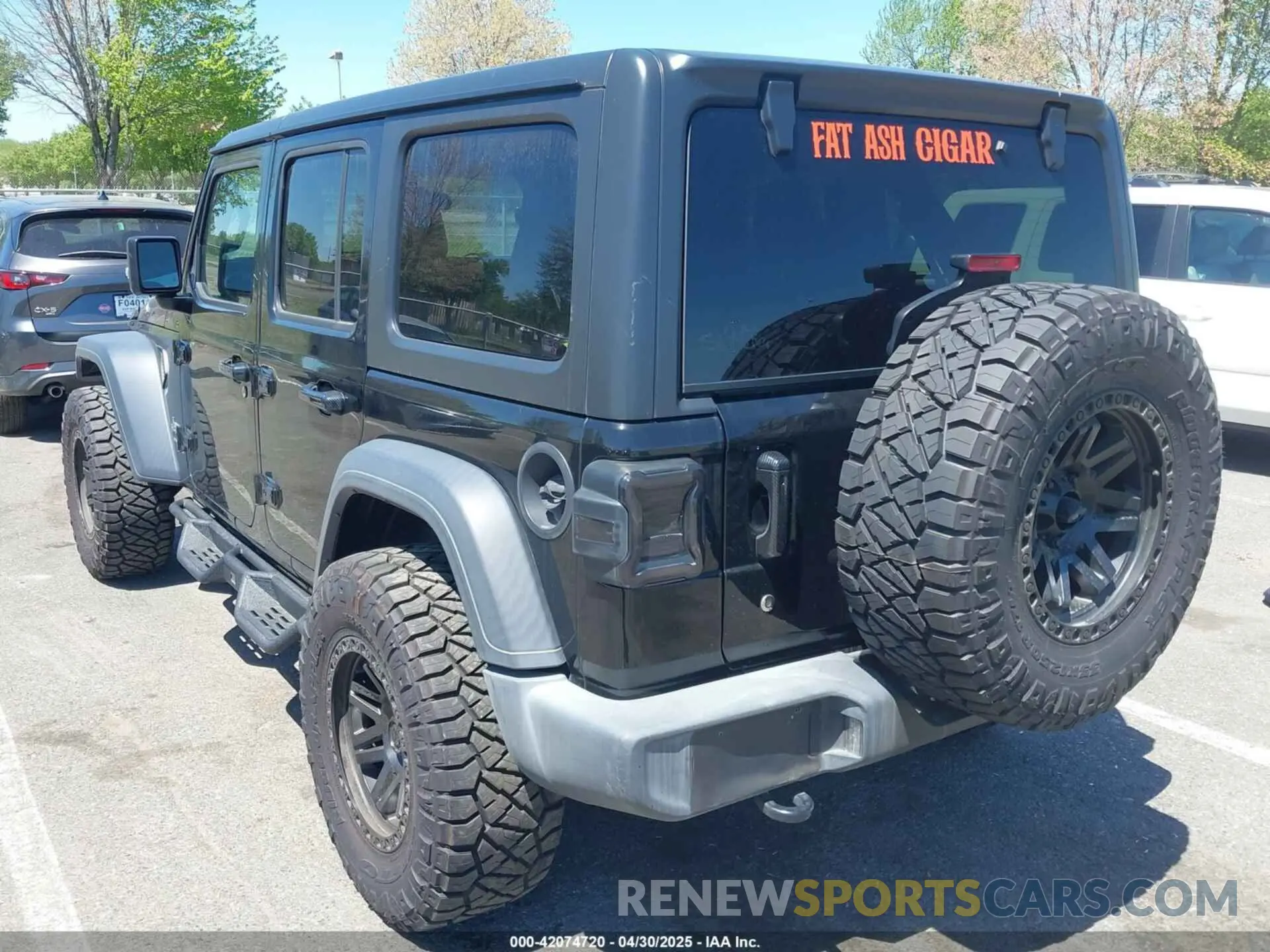 3 fotografías del automóvil dañado 1C4HJXDG1KW530168 JEEP WRANGLER UNLIMITED 2019