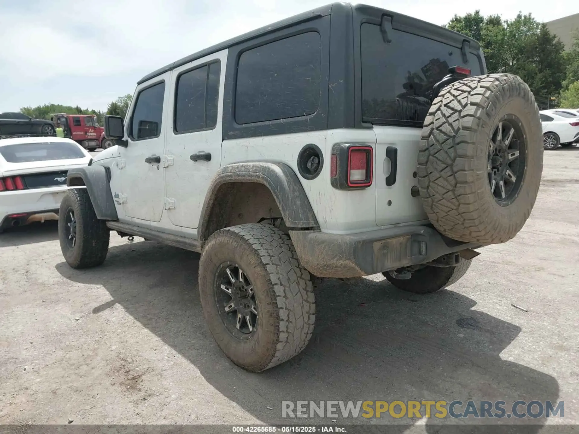 3 fotografías del automóvil dañado 1C4HJXDG3KW507121 JEEP WRANGLER UNLIMITED 2019