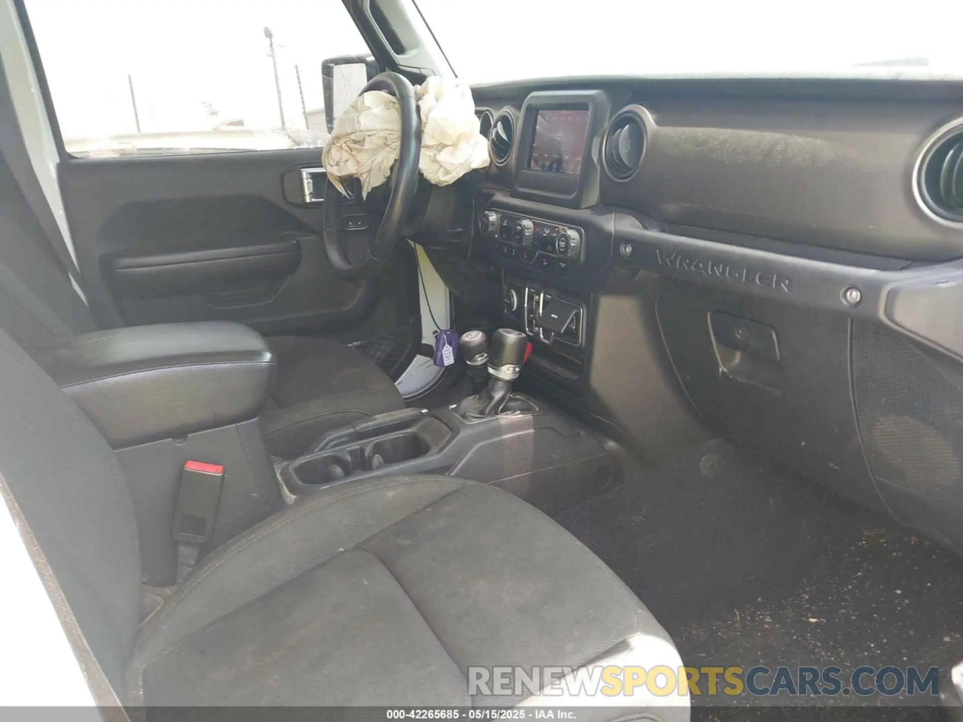 5 fotografías del automóvil dañado 1C4HJXDG3KW507121 JEEP WRANGLER UNLIMITED 2019