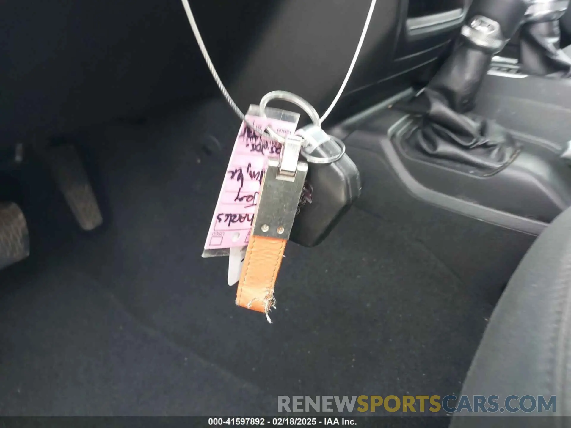 11 fotografías del automóvil dañado 1C4HJXDG4KW518726 JEEP WRANGLER UNLIMITED 2019