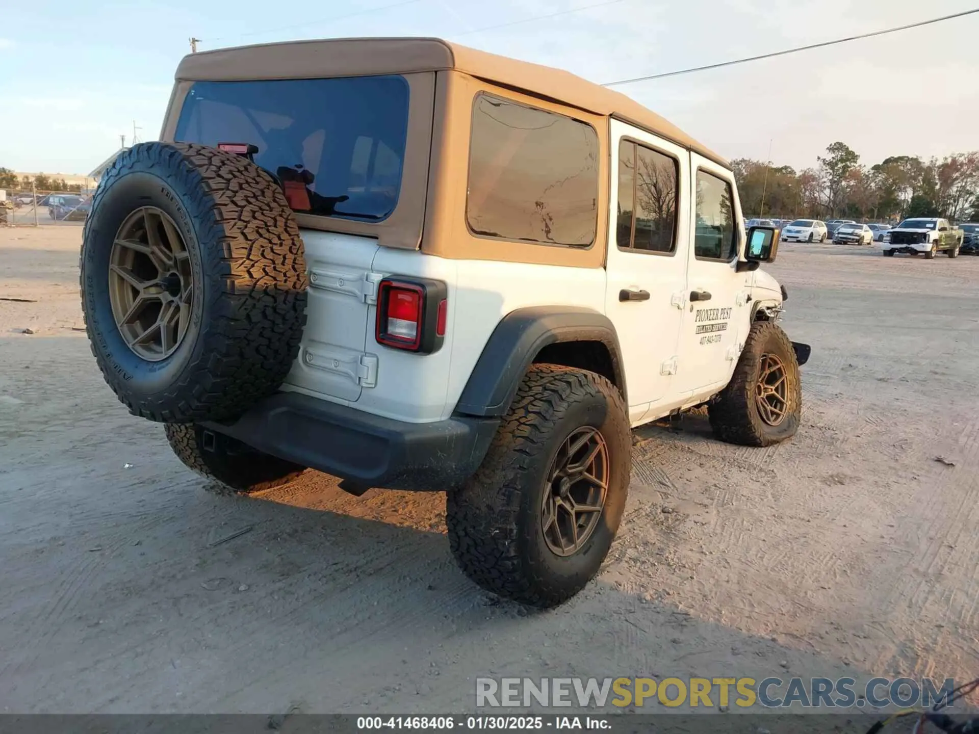 4 fotografías del automóvil dañado 1C4HJXDG5KW509033 JEEP WRANGLER UNLIMITED 2019
