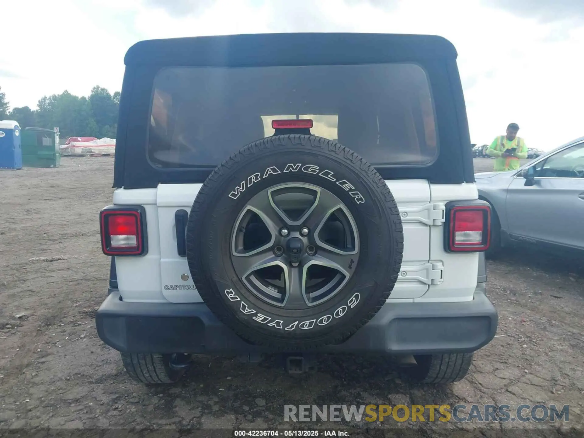 16 fotografías del automóvil dañado 1C4HJXDG7KW597096 JEEP WRANGLER UNLIMITED 2019