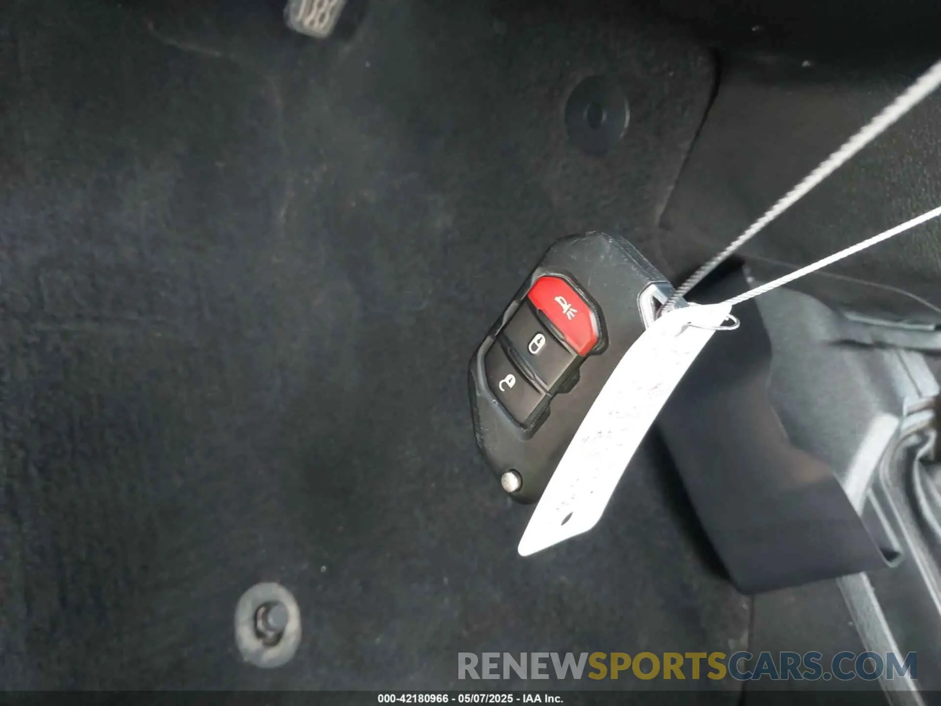 11 fotografías del automóvil dañado 1C4HJXDG9KW598816 JEEP WRANGLER UNLIMITED 2019