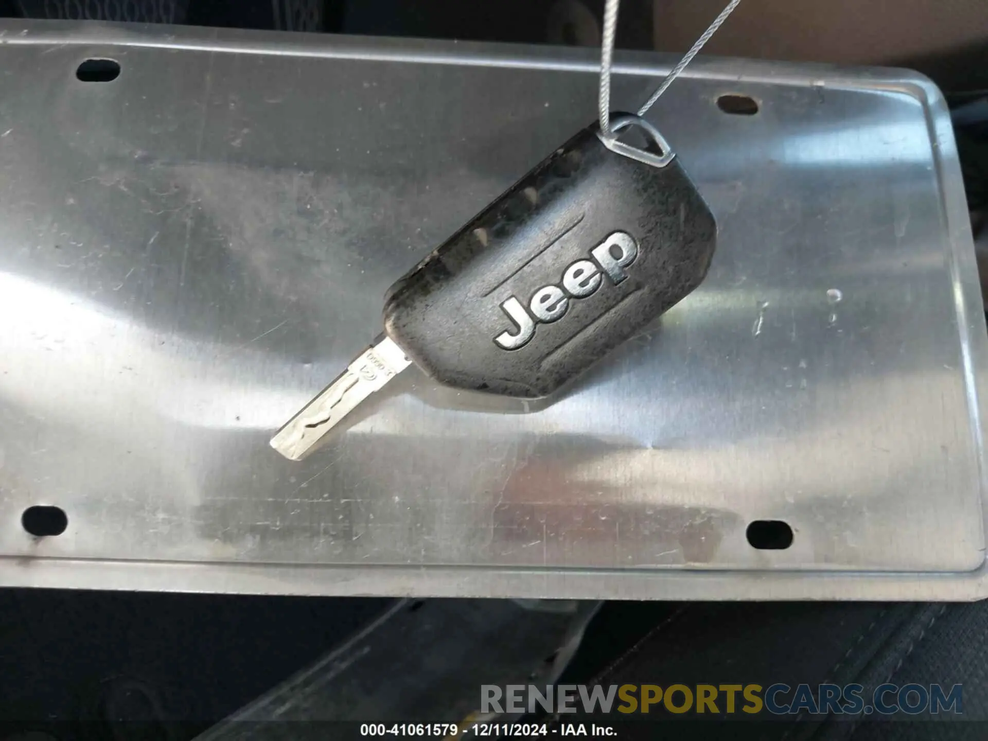 11 fotografías del automóvil dañado 1C4HJXDGXKW663785 JEEP WRANGLER UNLIMITED 2019