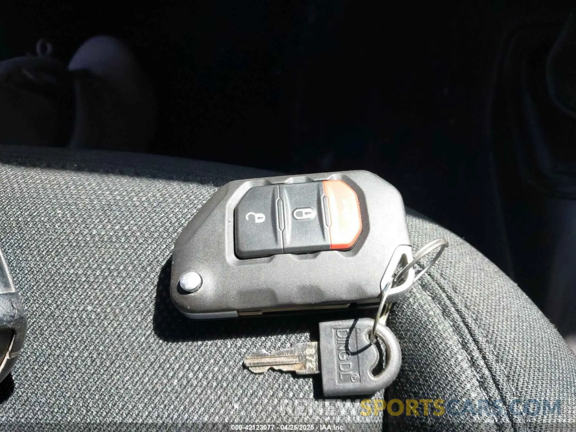 11 fotografías del automóvil dañado 1C4HJXDN3KW668597 JEEP WRANGLER UNLIMITED 2019