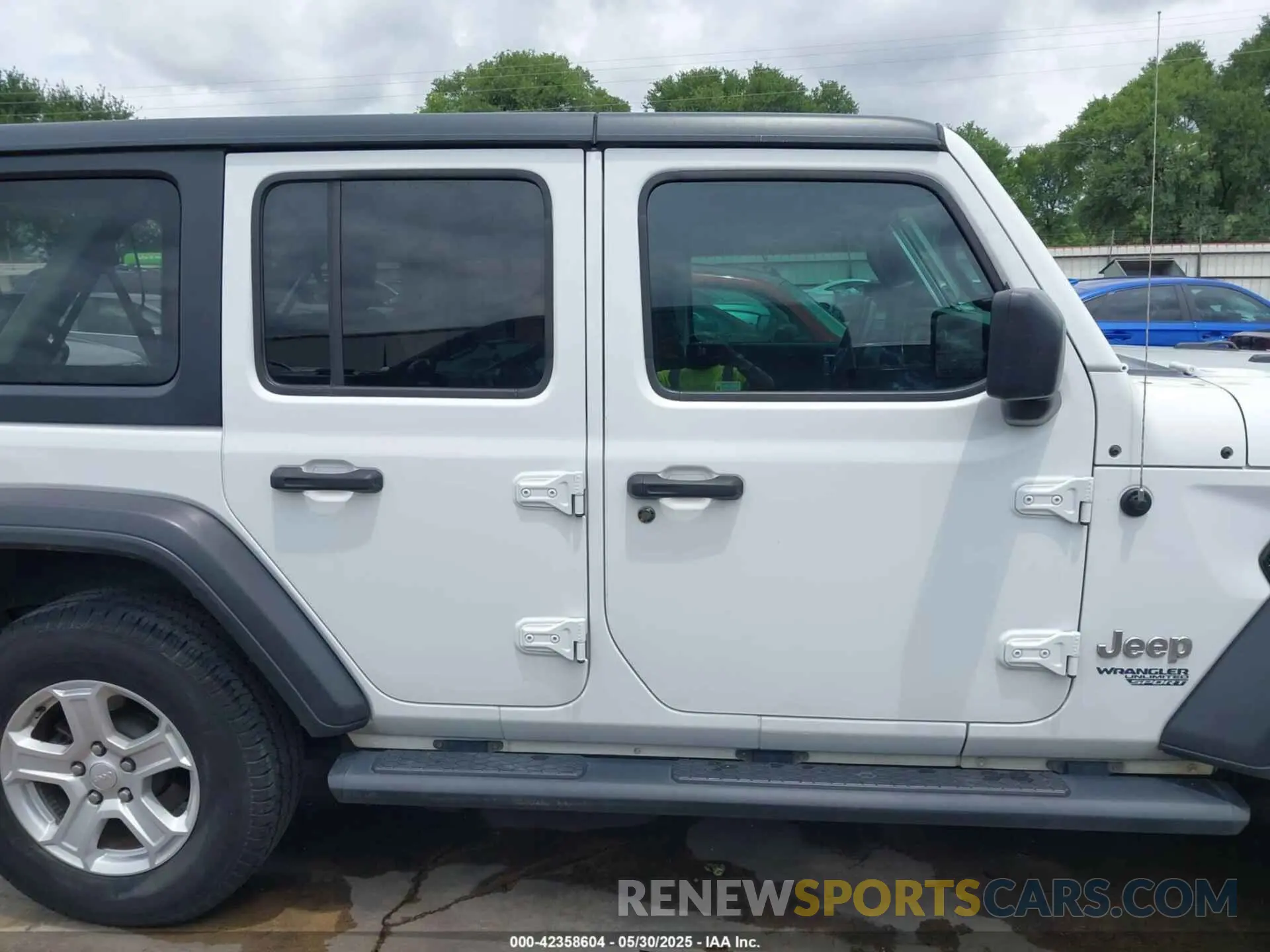14 fotografías del automóvil dañado 1C4HJXDN3KW689739 JEEP WRANGLER UNLIMITED 2019